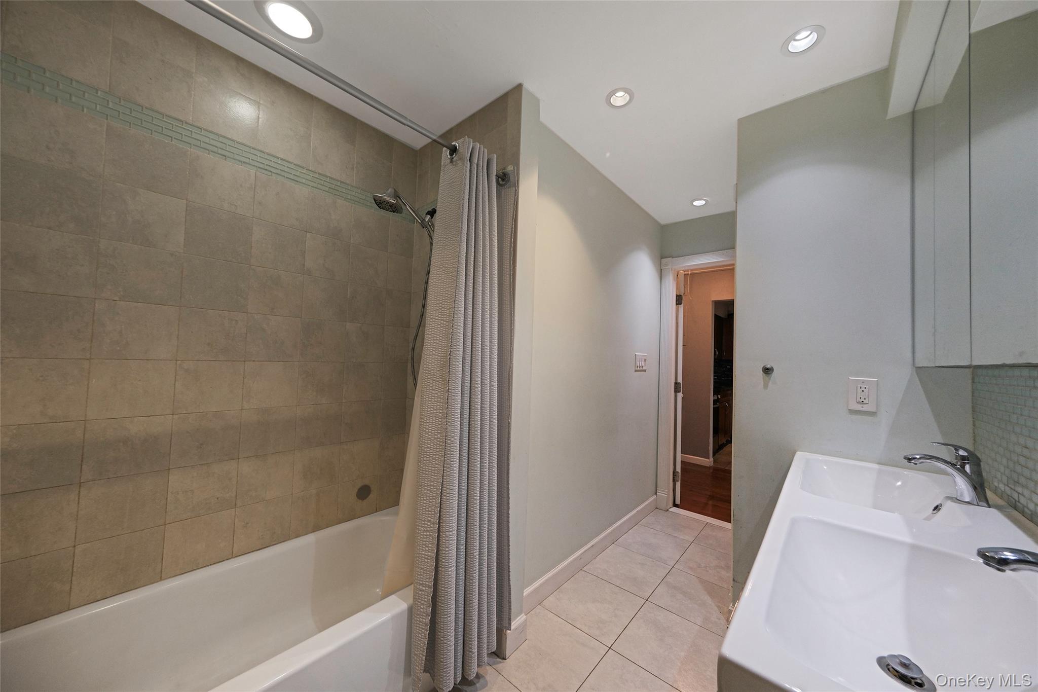 230 Lake Pointe Circle 230 Property Photo 23
