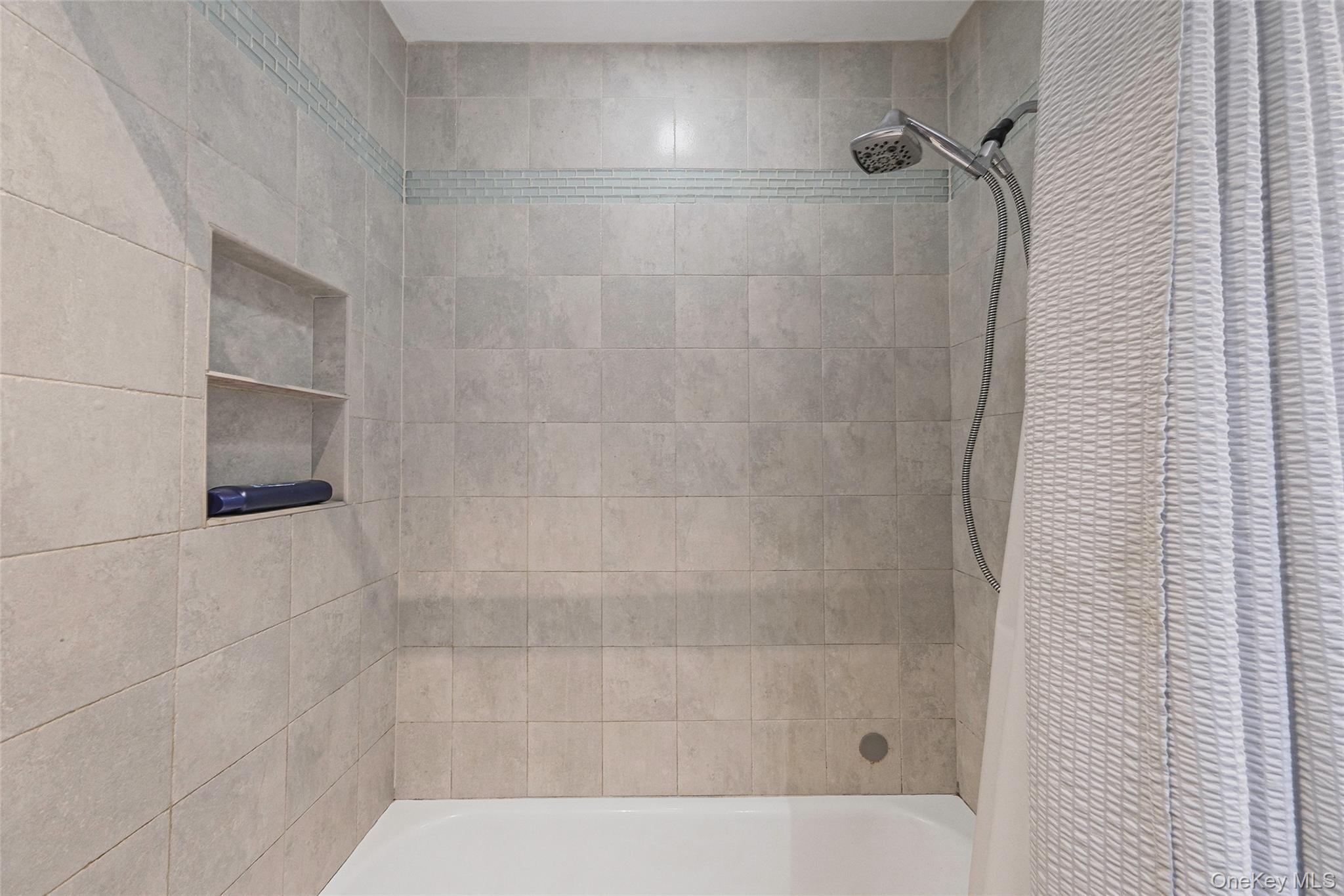 230 Lake Pointe Circle 230 Property Photo 24