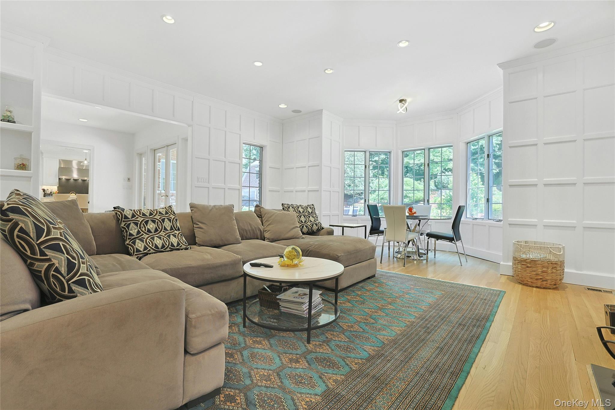 10 Hidden Oak Road Property Photo 5
