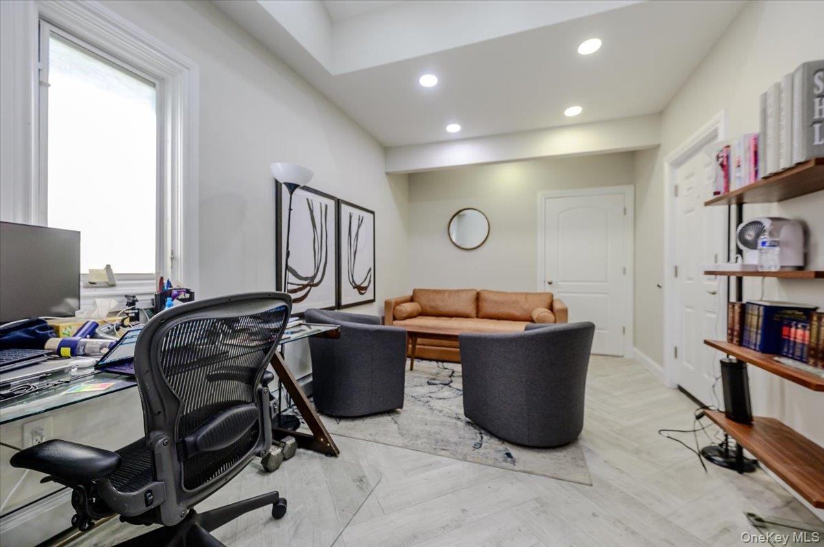 534 Allen Road Property Photo 14