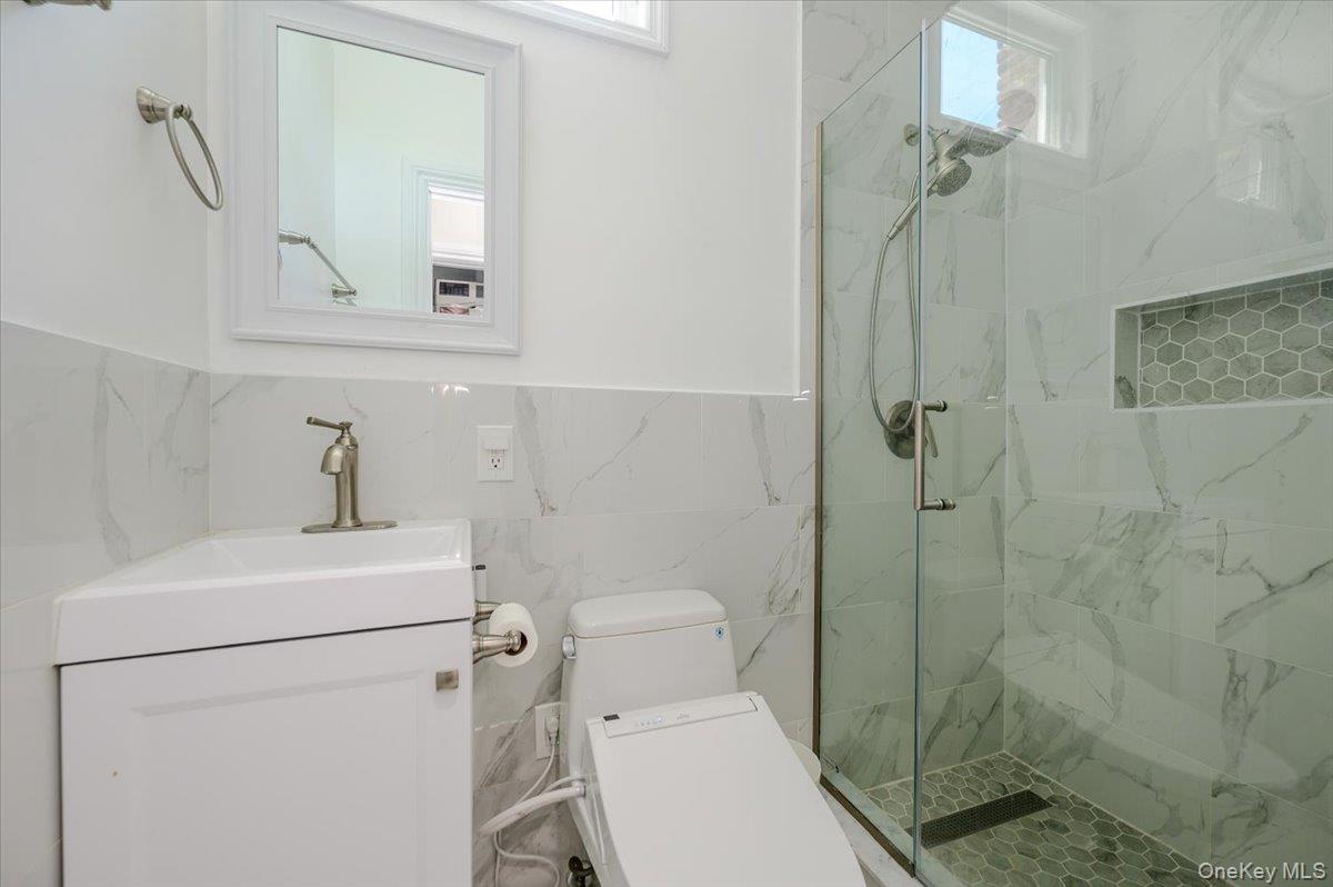 534 Allen Road Property Photo 16