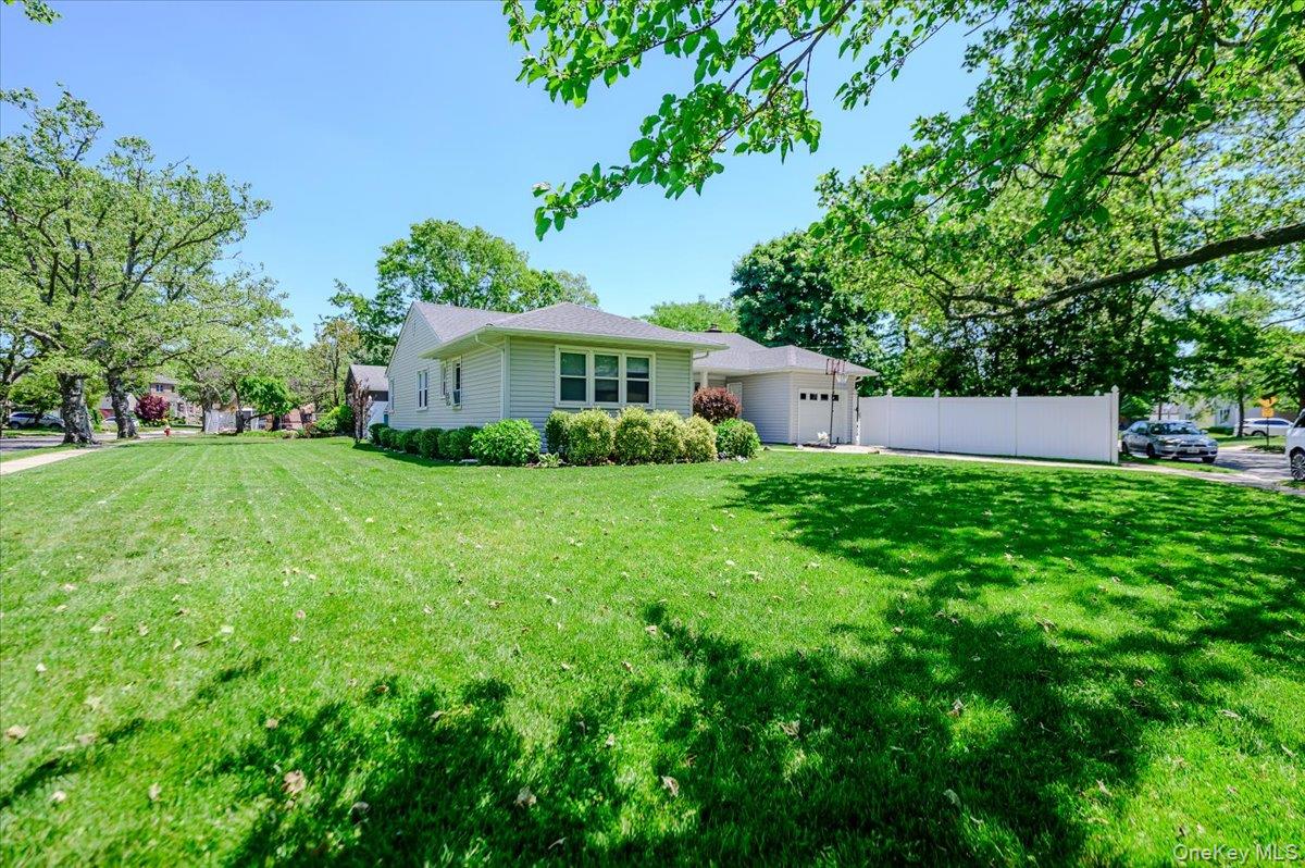 534 Allen Road Property Photo 23