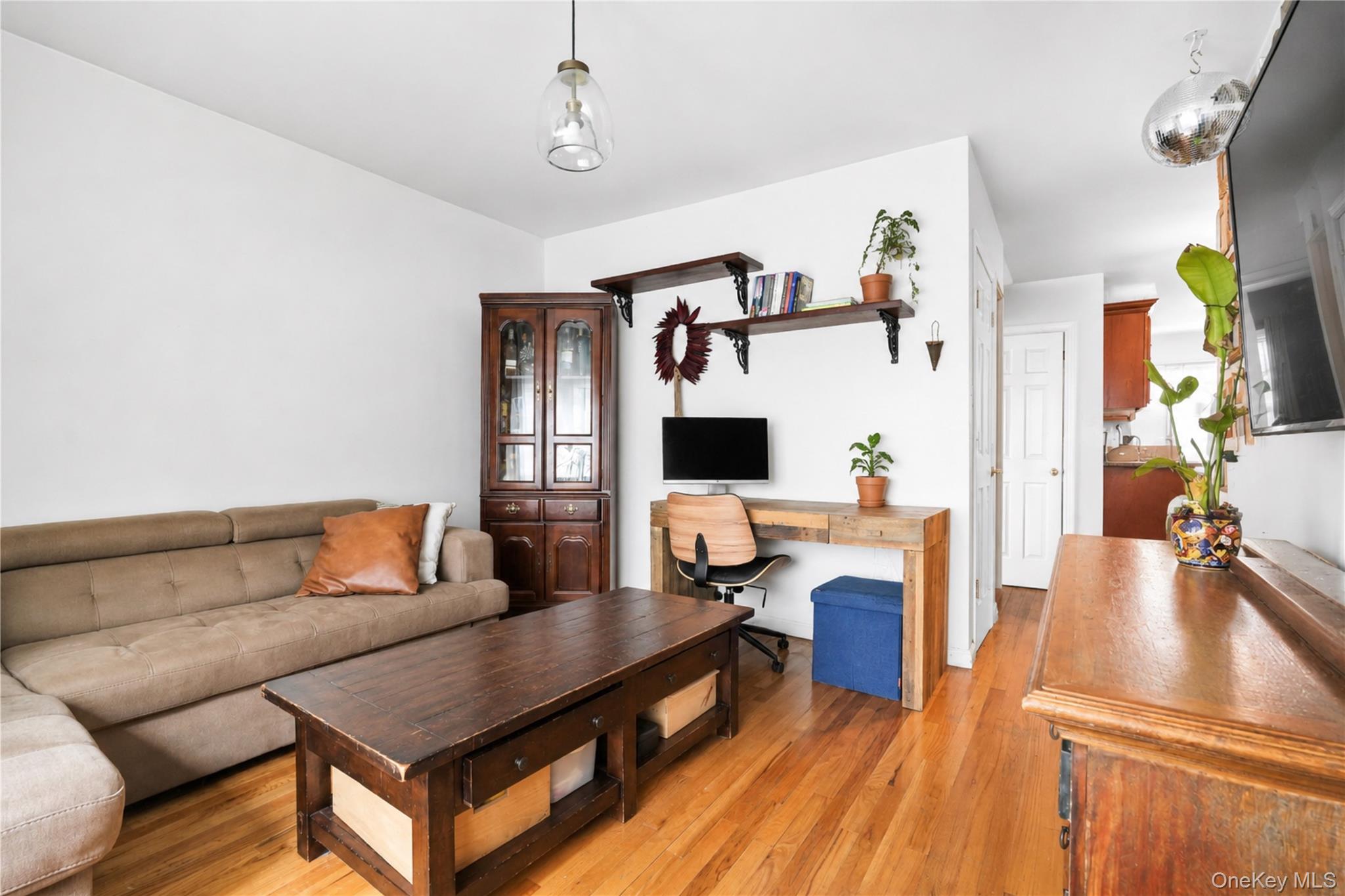 2310 21st Avenue Property Photo 4