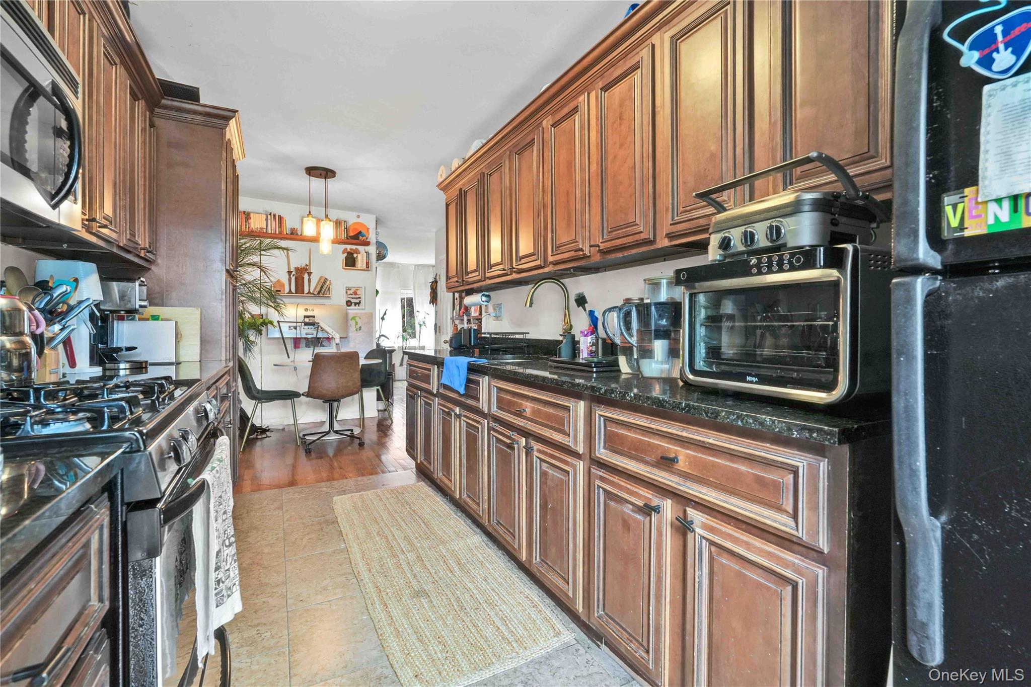 2310 21st Avenue Property Photo 6