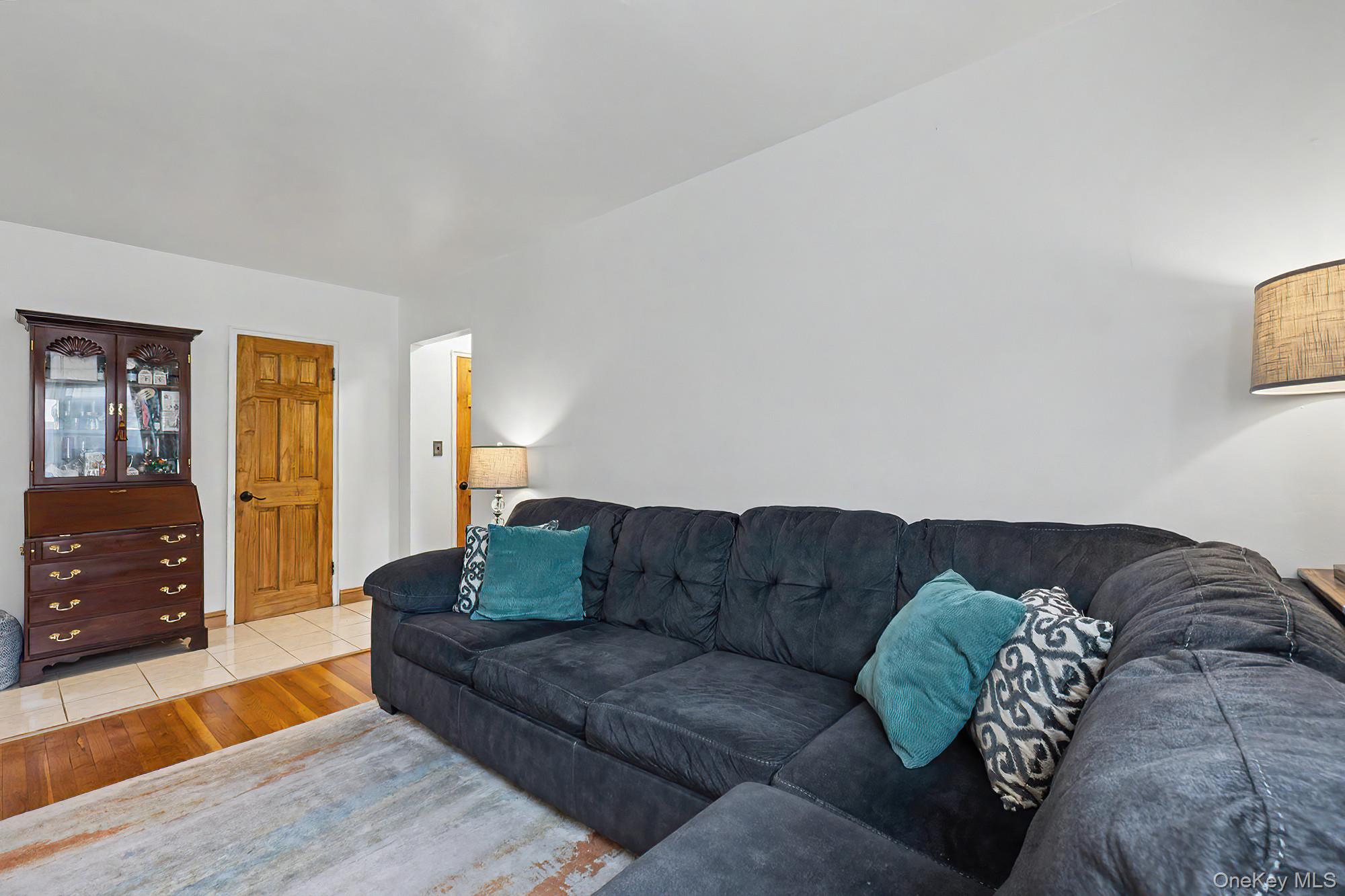 175 Bryant Avenue 1i Property Photo 8