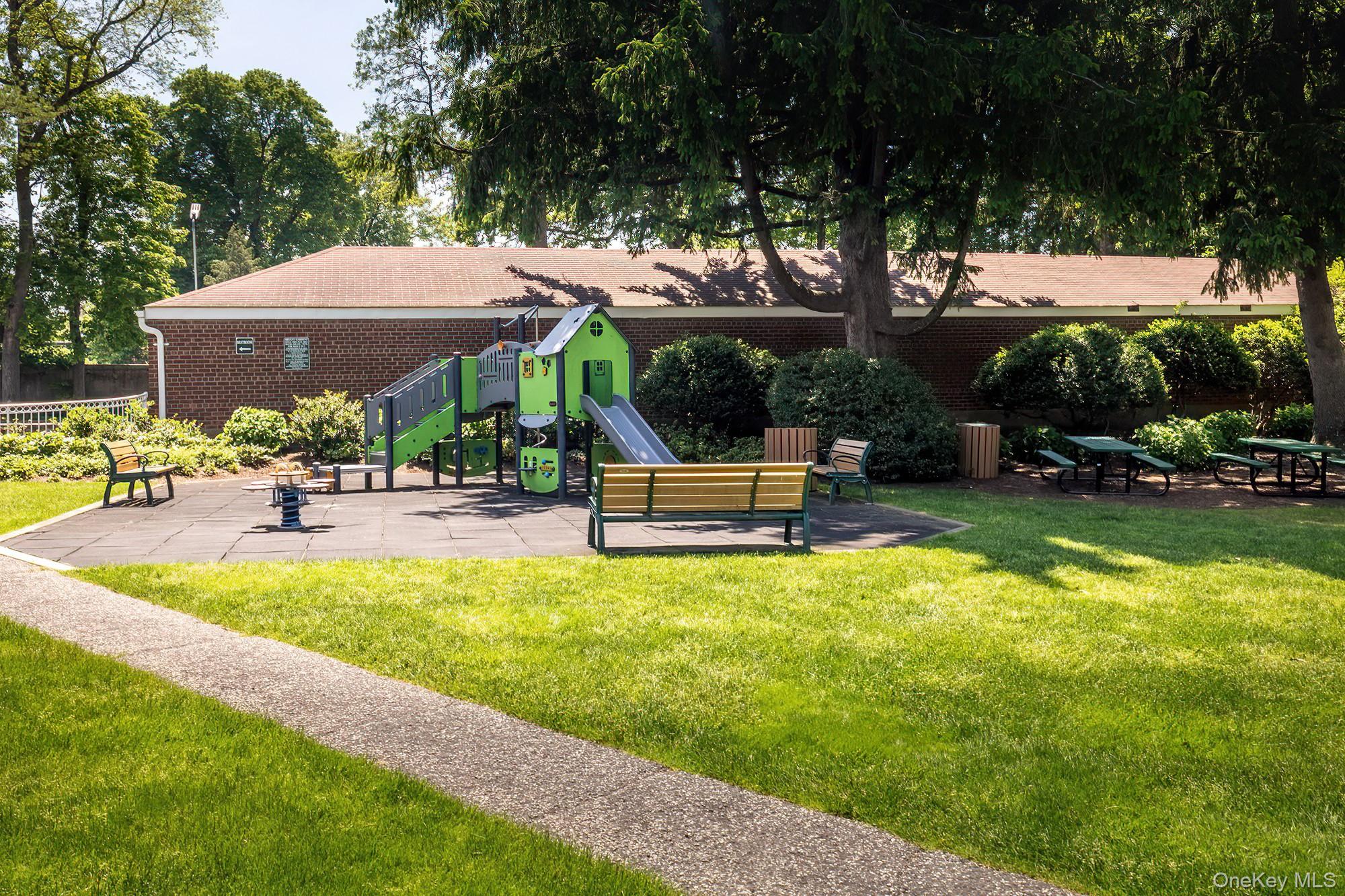 175 Bryant Avenue 1i Property Photo 18