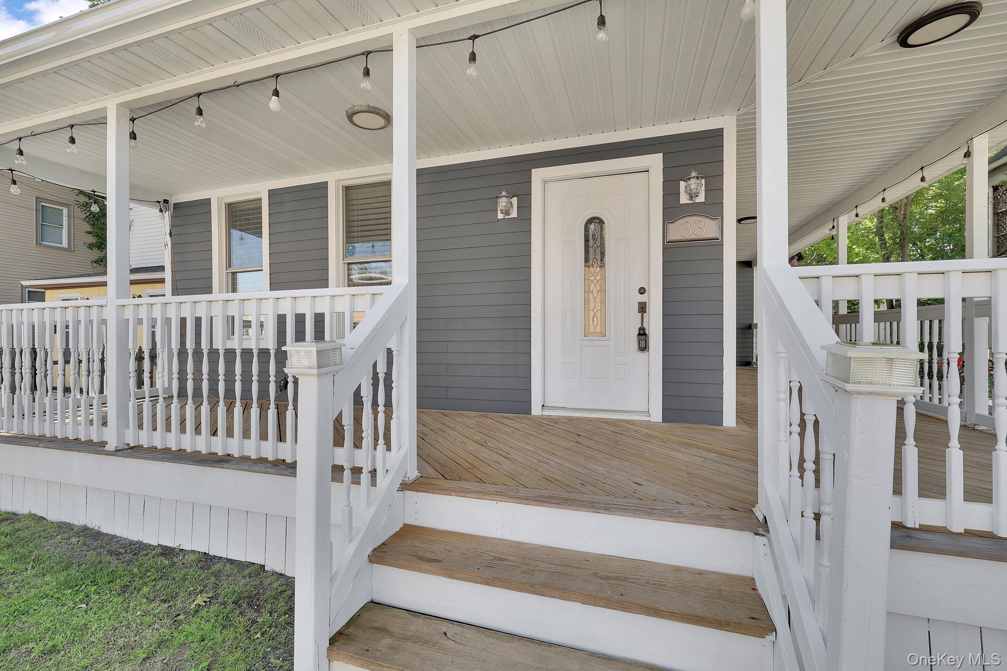 33 Seward Avenue Property Photo 5