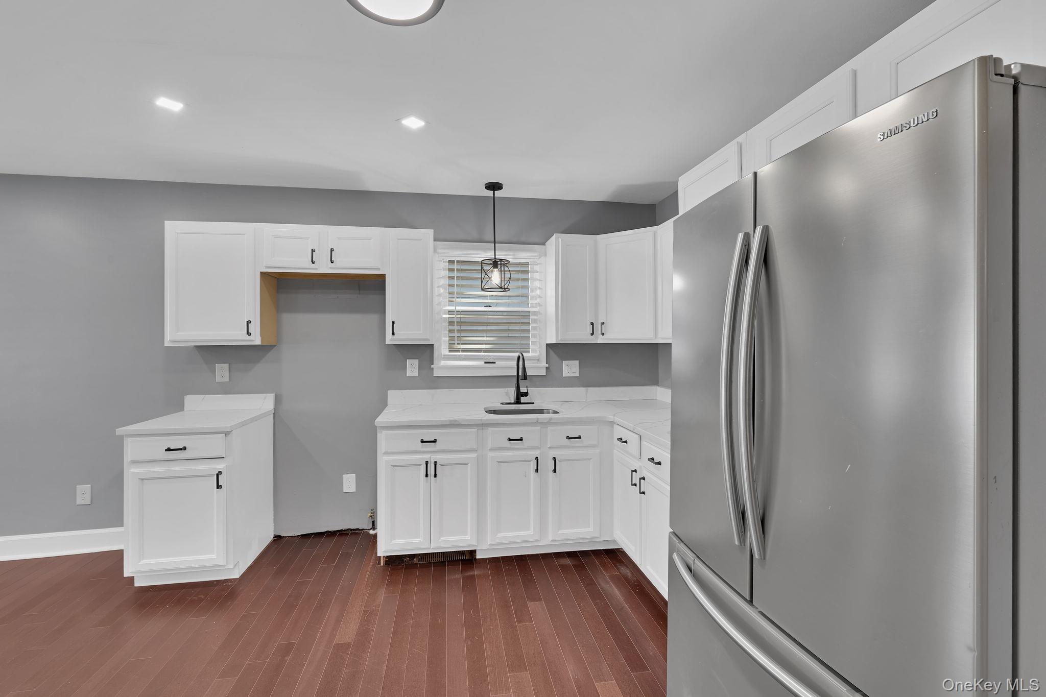 33 Seward Avenue Property Photo 12