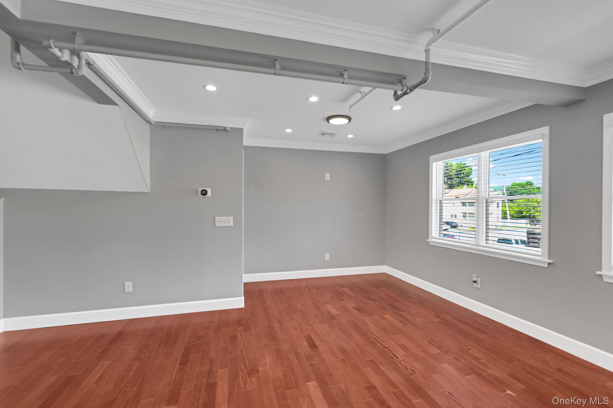 33 Seward Avenue Property Photo 20