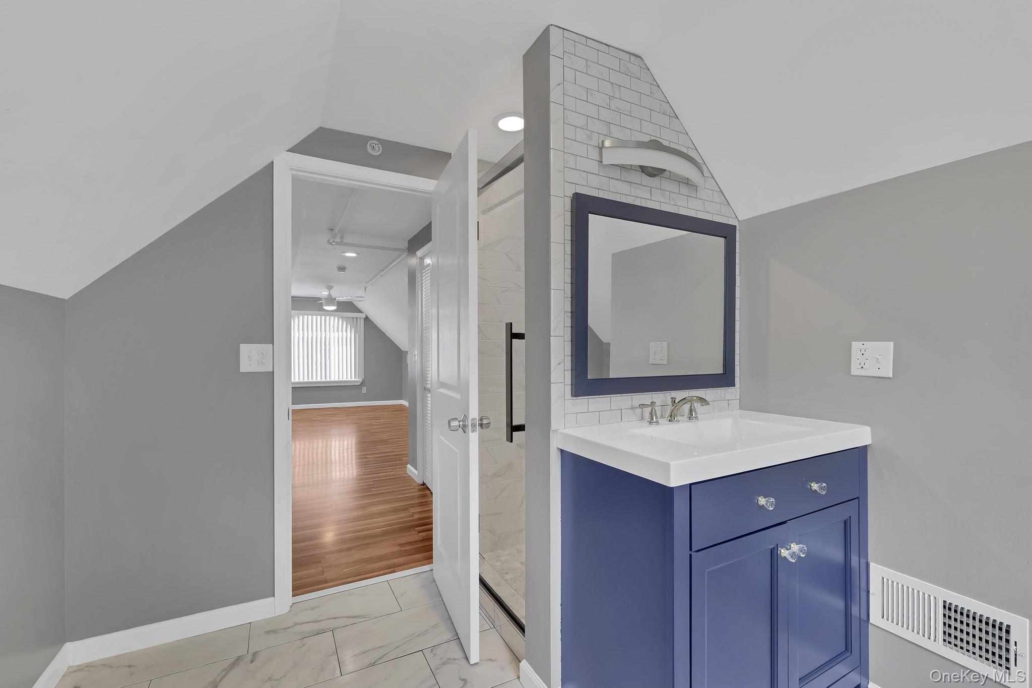 33 Seward Avenue Property Photo 33