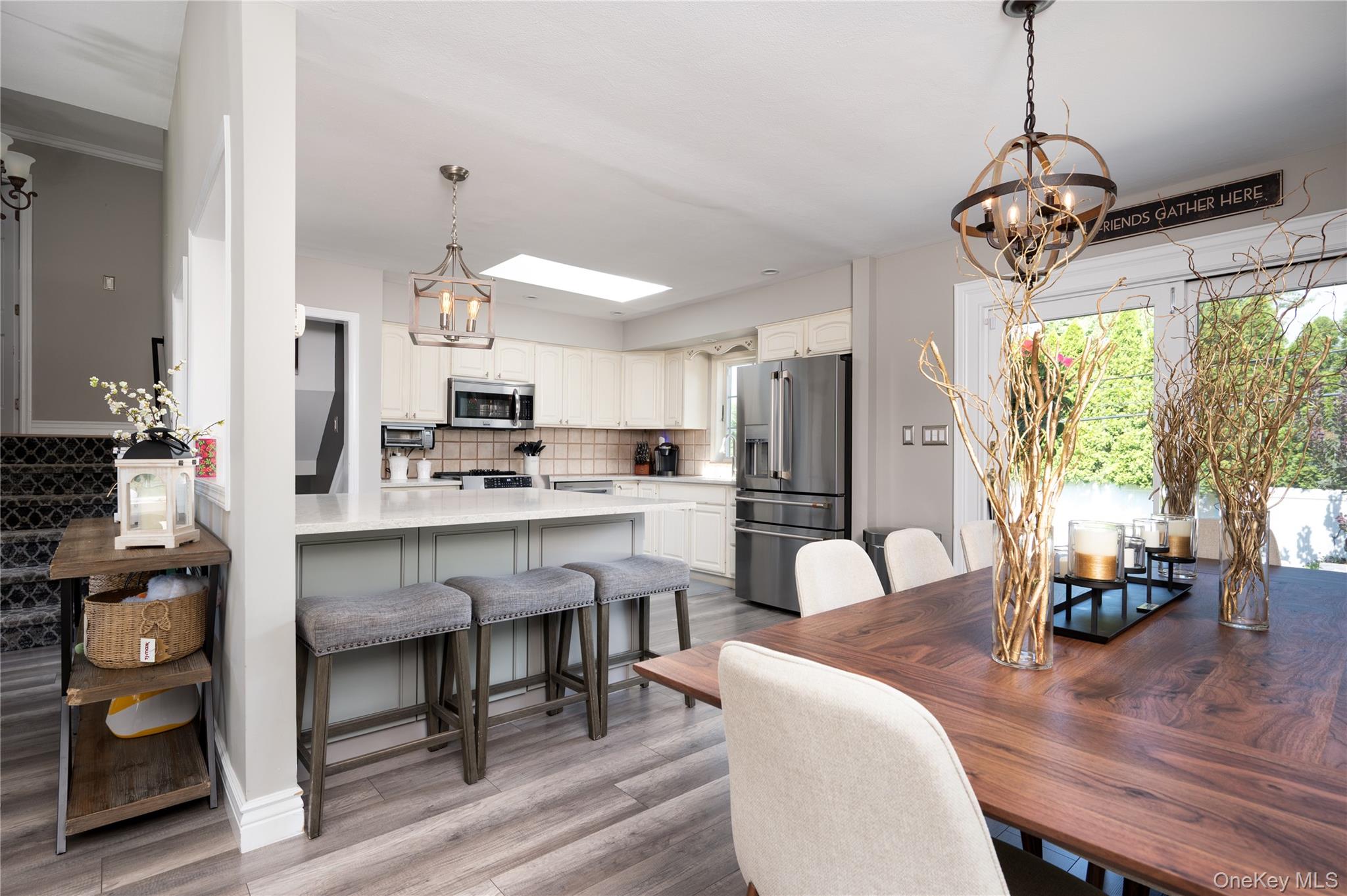 3765 Lynn Lane Property Photo 12