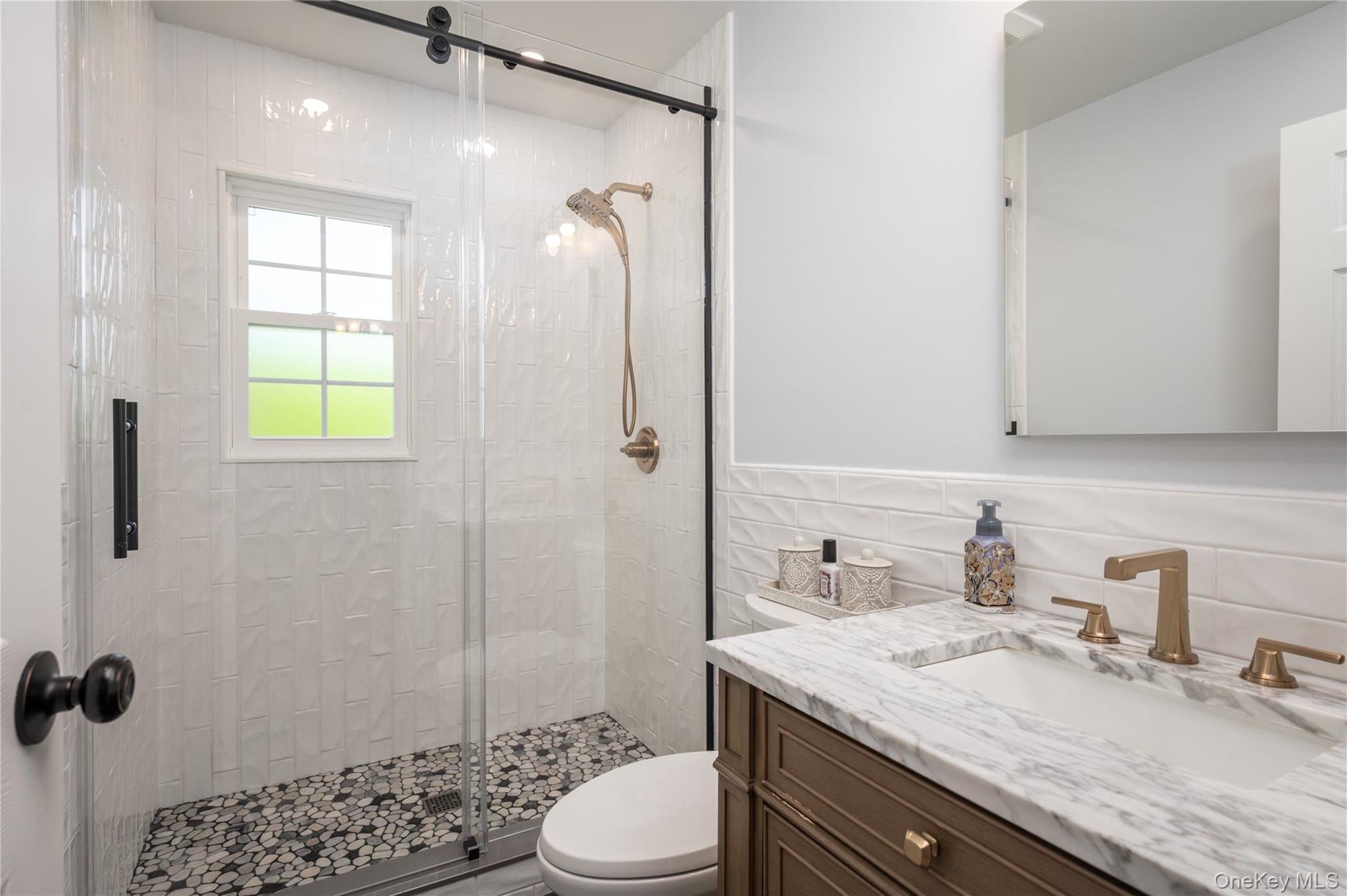 3765 Lynn Lane Property Photo 19