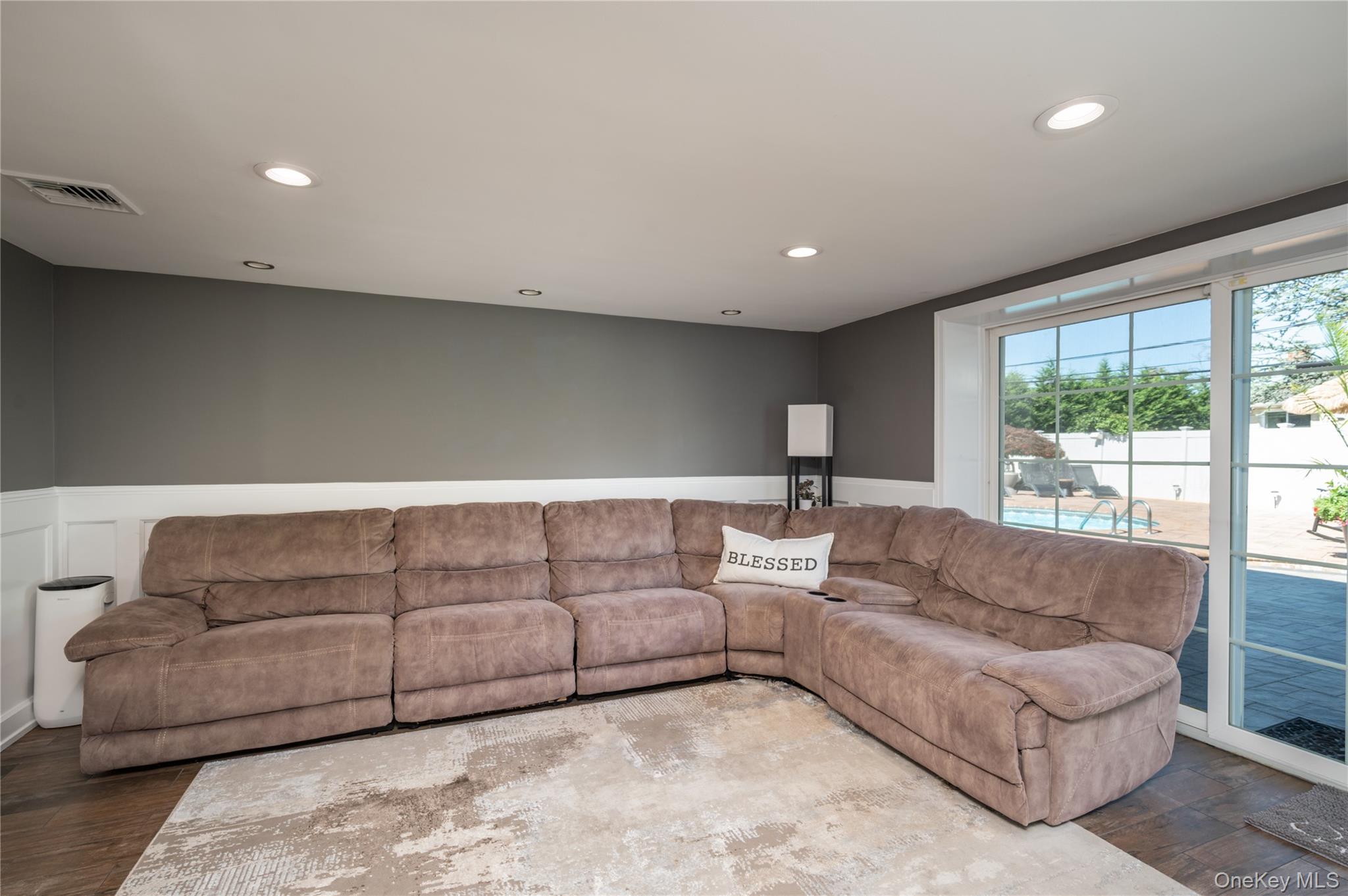 3765 Lynn Lane Property Photo 24