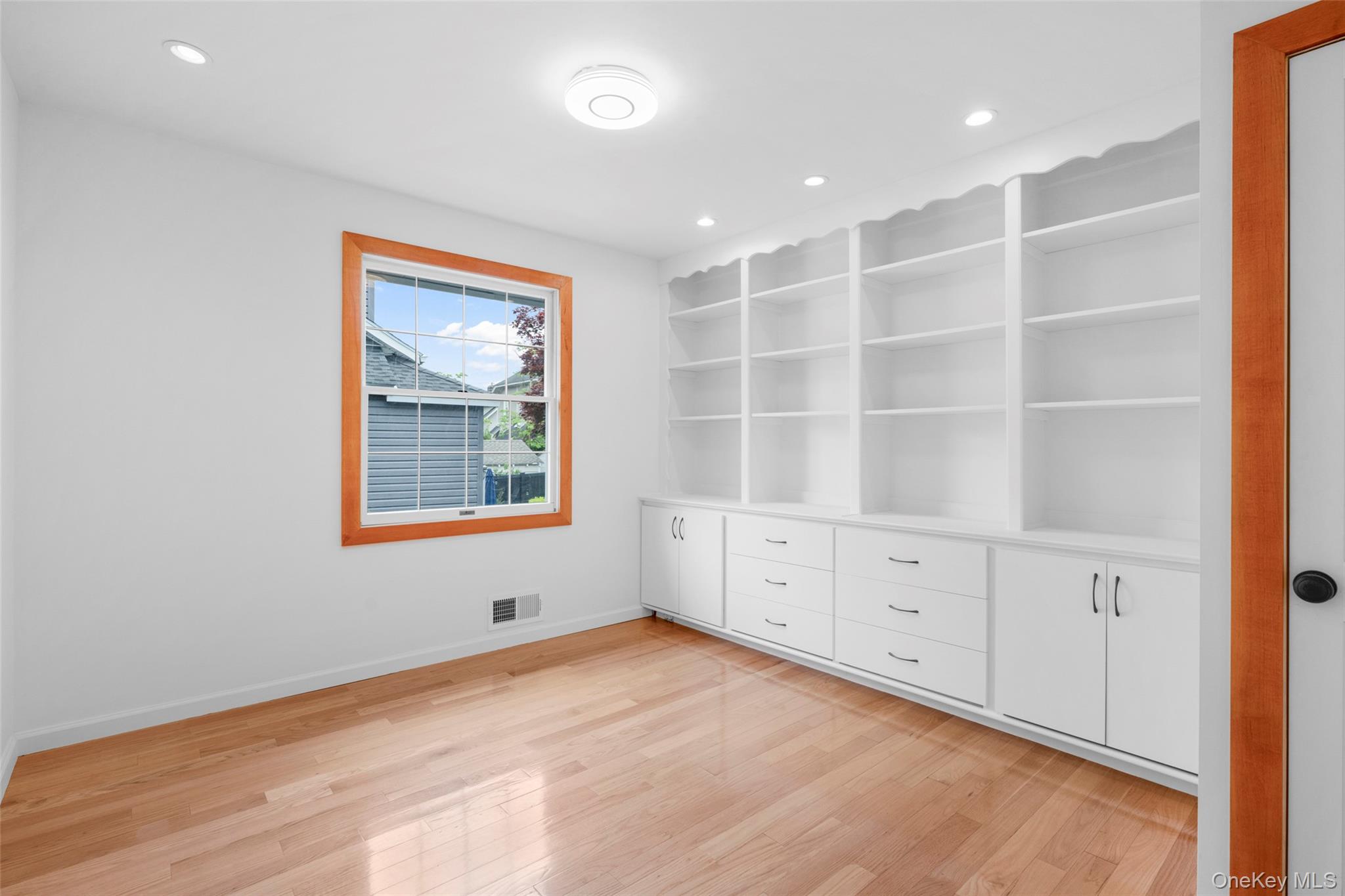 14 Ridgeland Terrace Property Photo 11