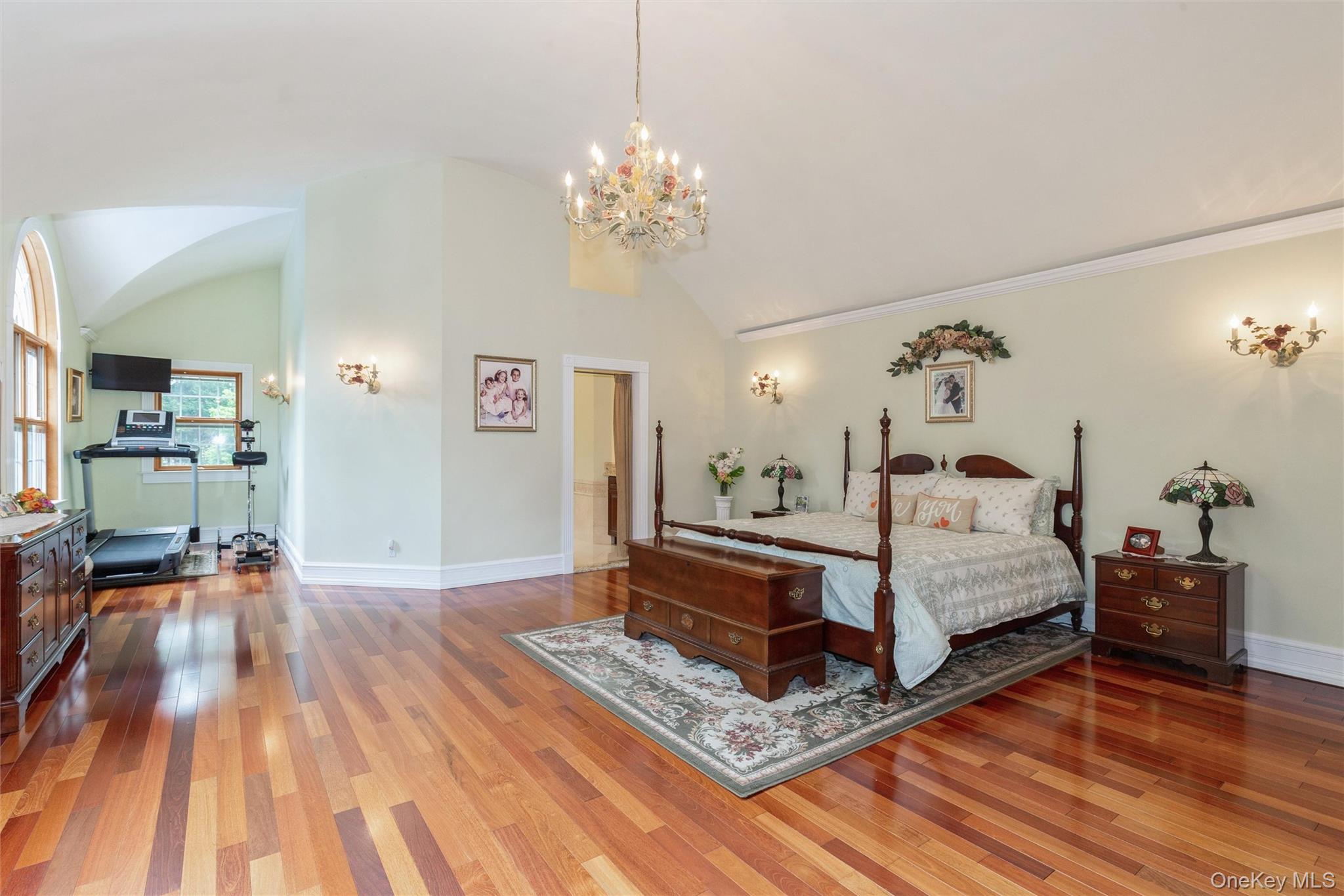 48 River Heights Drive Property Photo 12
