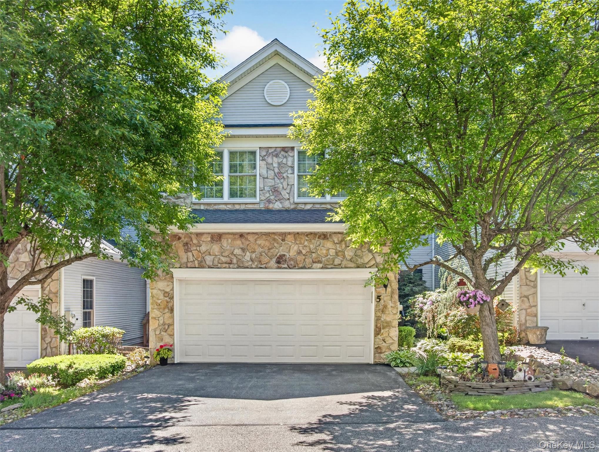 5 Holly Court Property Photo 2