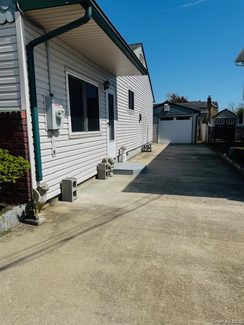 10 Schley Avenue Property Photo 3