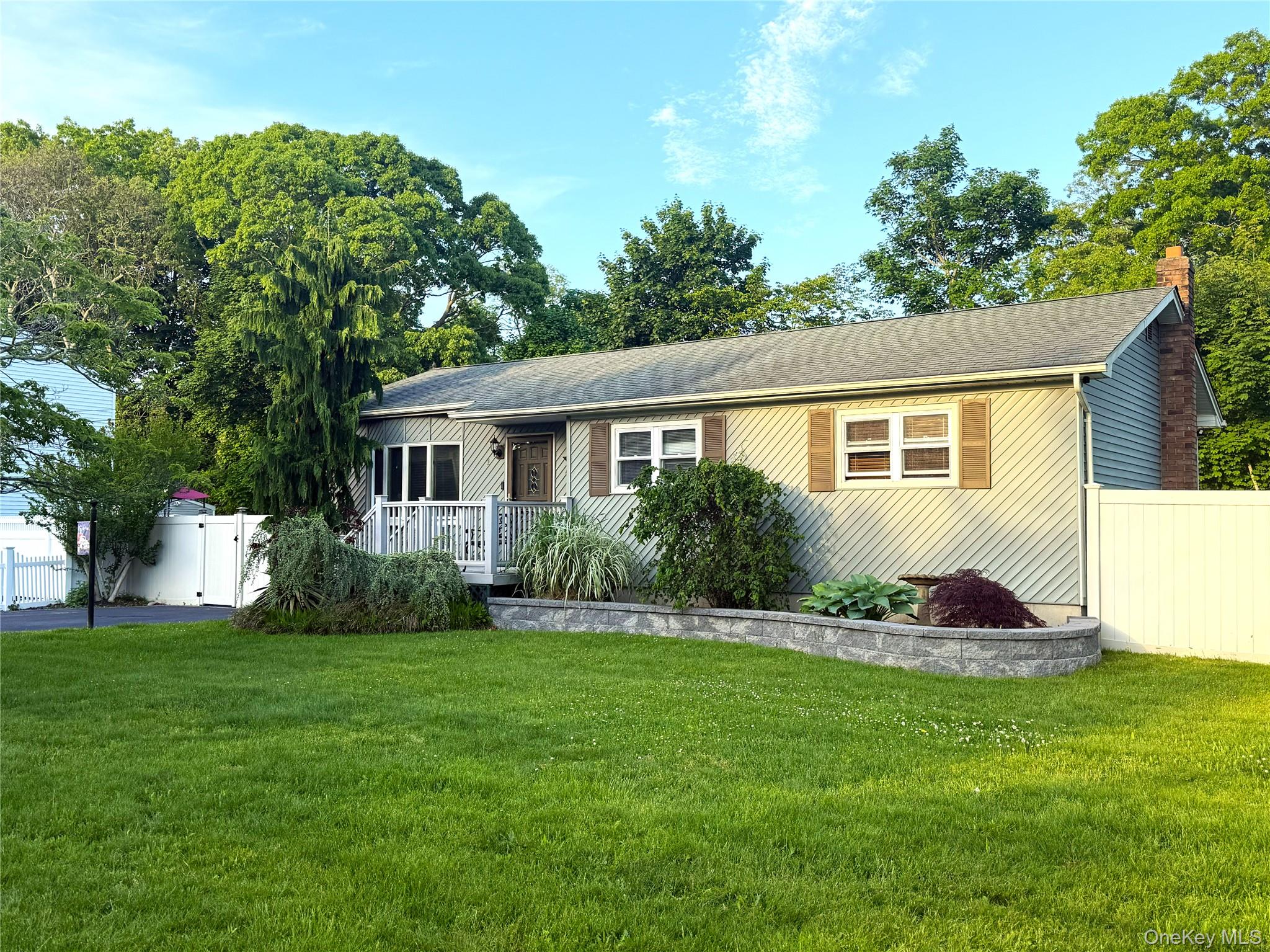 1 Heston Road Property Photo 2