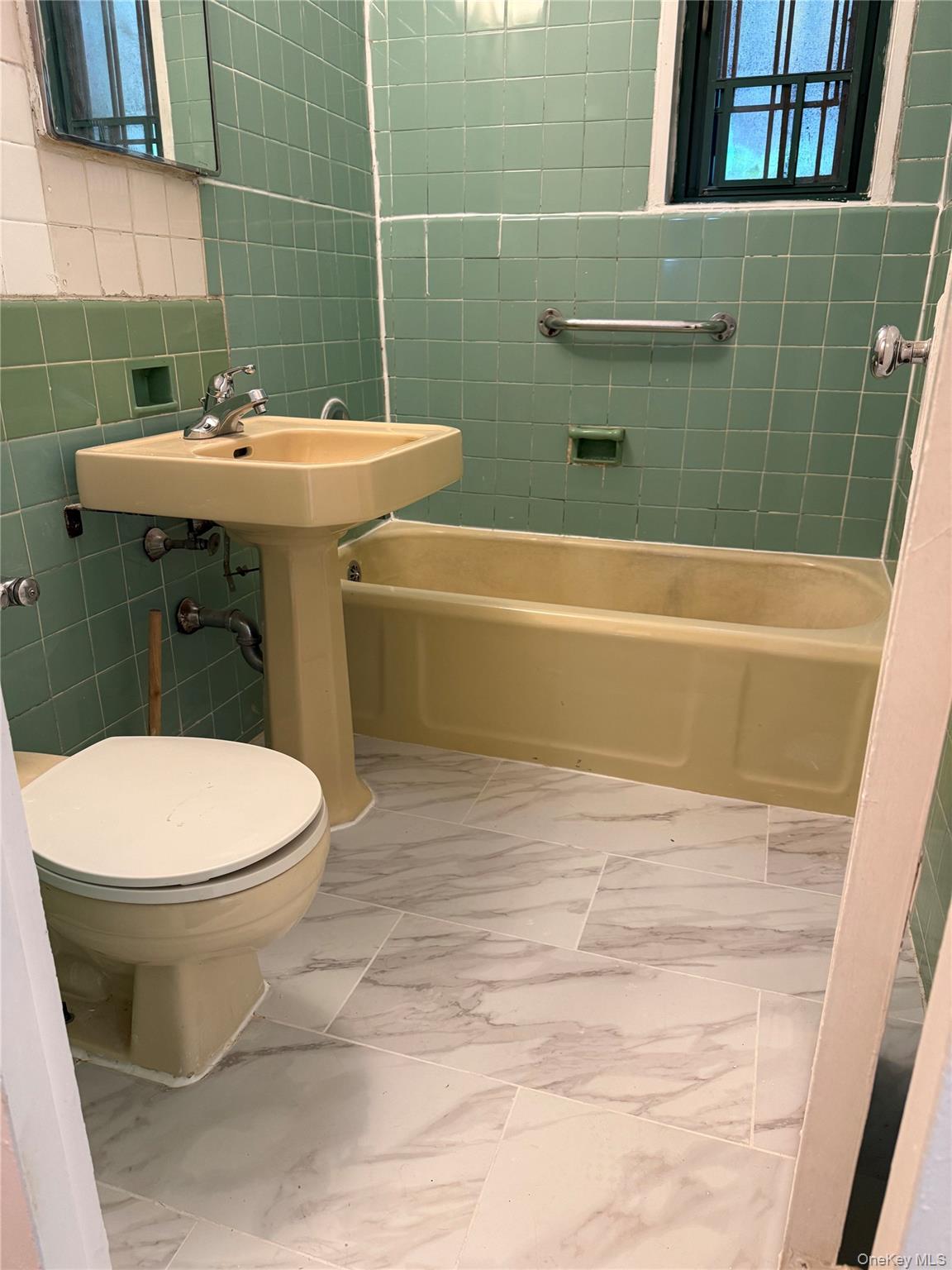 1501 Metropolitan Avenue Mg Property Photo 13