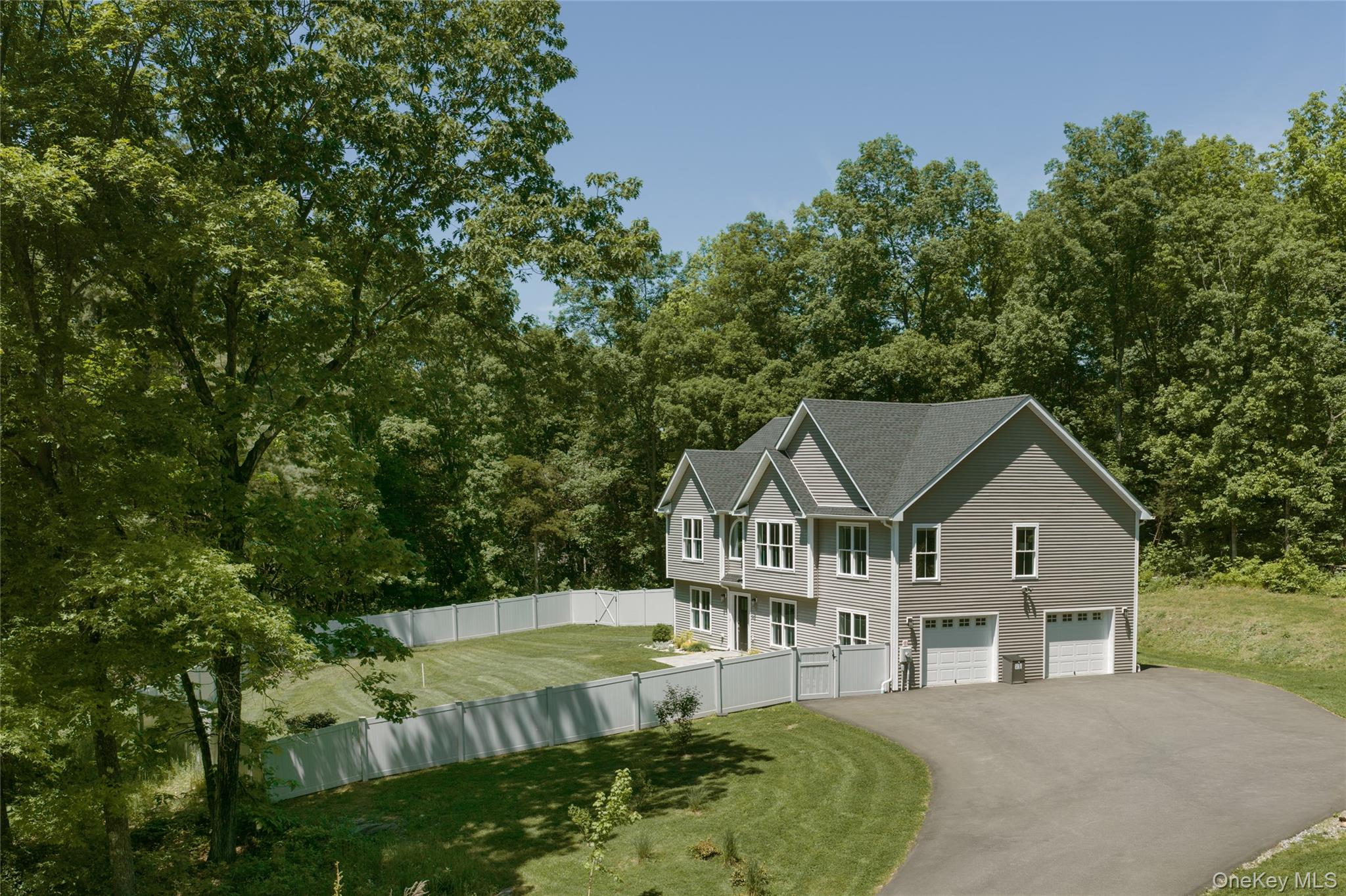 25 Maple Hill Ridge Property Photo 7