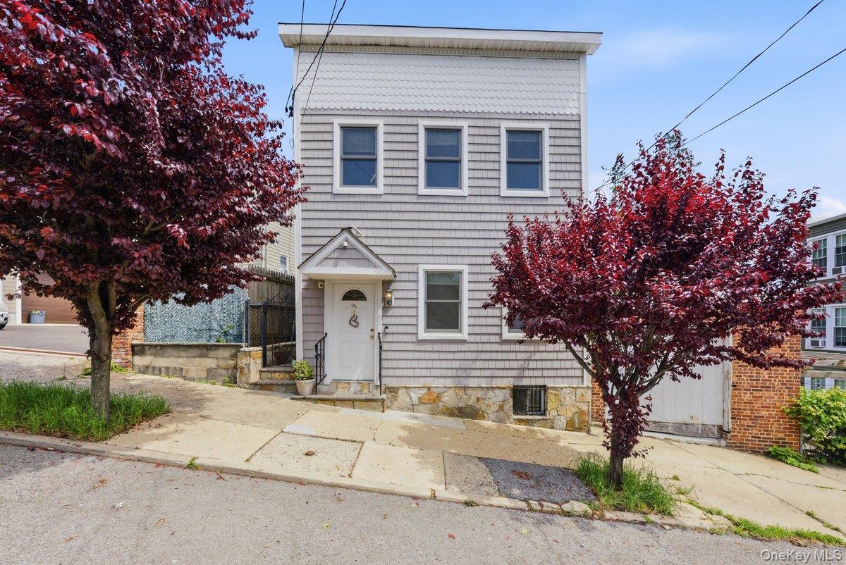 96 Wakefield Avenue Property Photo 2