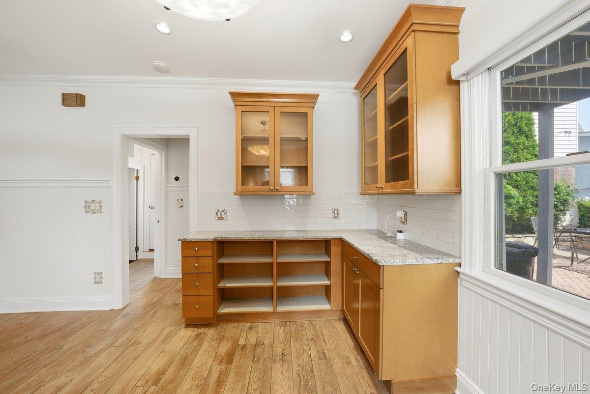 96 Wakefield Avenue Property Photo 8