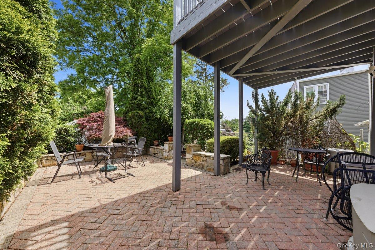 96 Wakefield Avenue Property Photo 33
