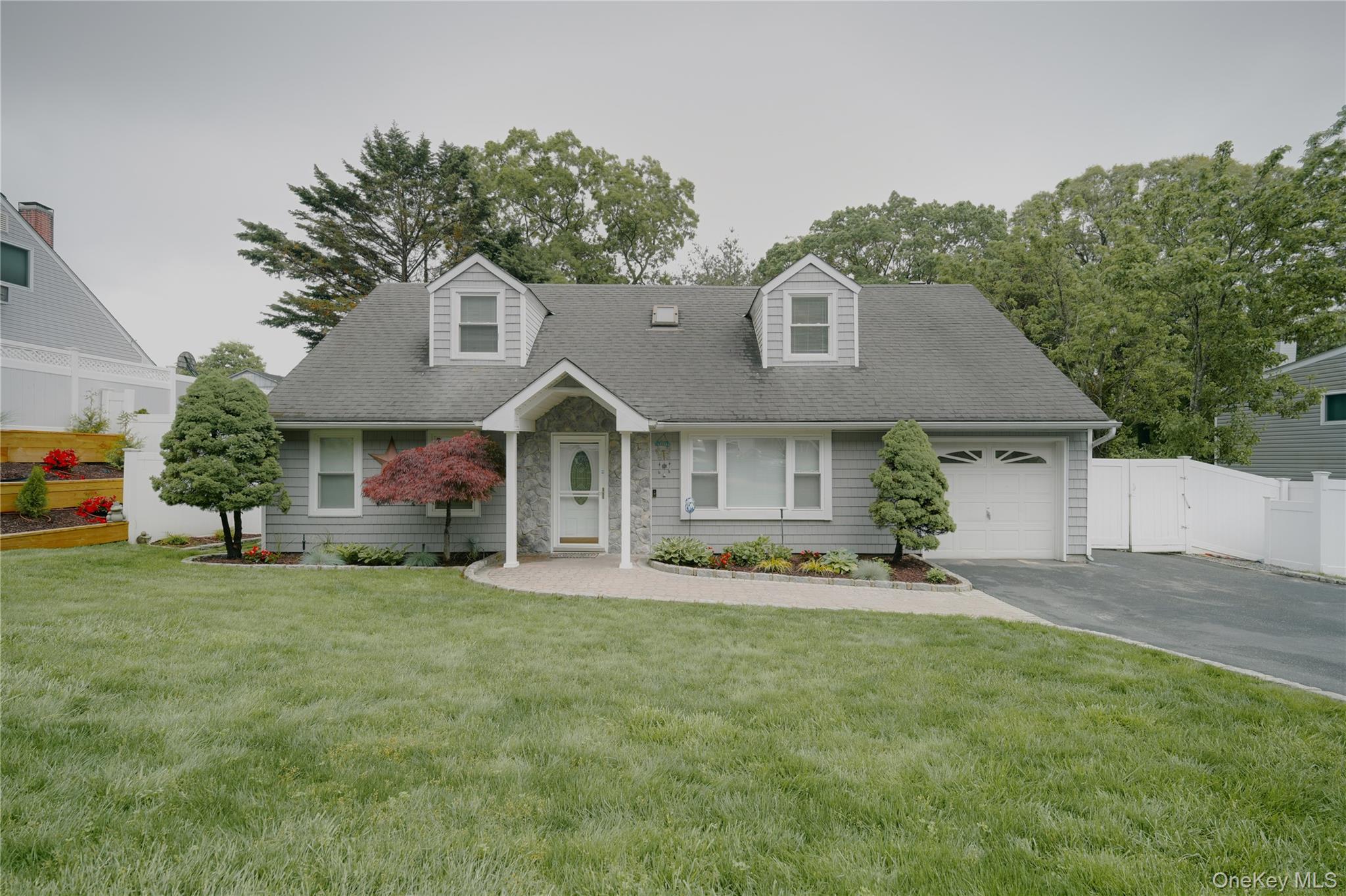151 Rosemont Avenue Property Photo 1