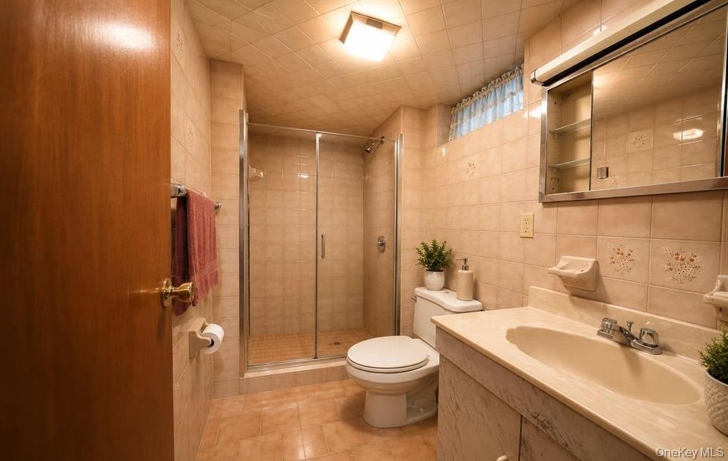 6415 Myrtle Avenue Property Photo 16