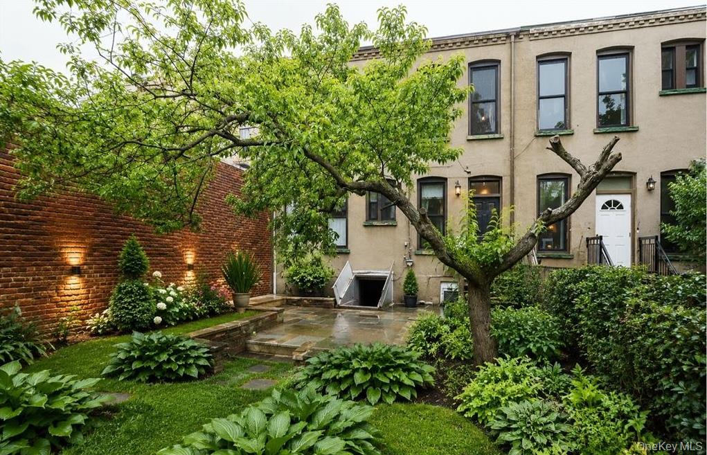 6415 Myrtle Avenue Property Photo 18
