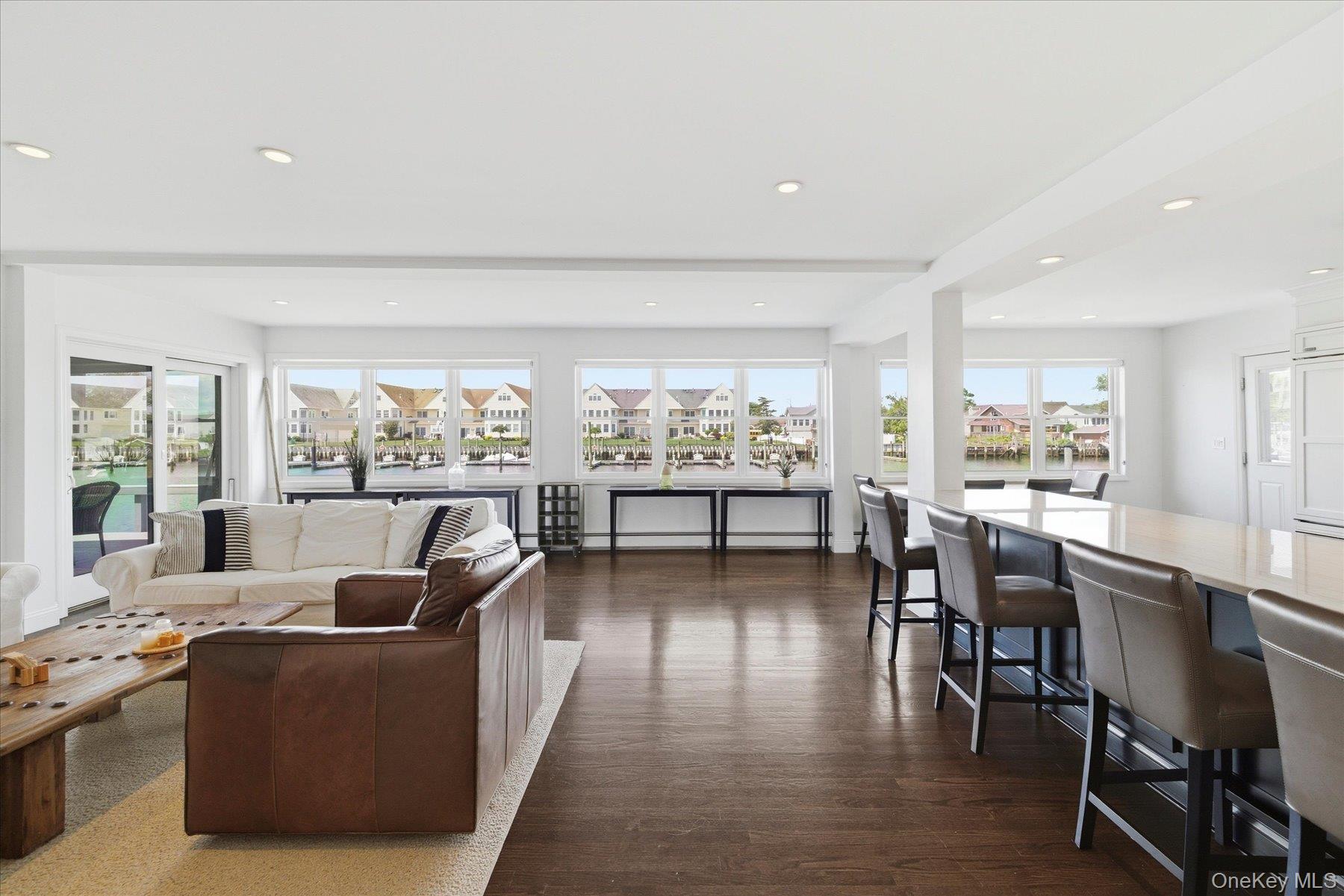 400 Roosevelt Avenue Property Photo 25