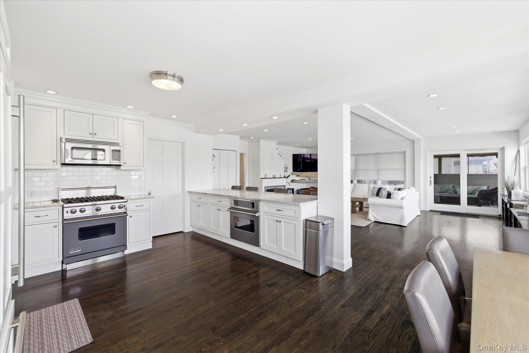 400 Roosevelt Avenue Property Photo 29