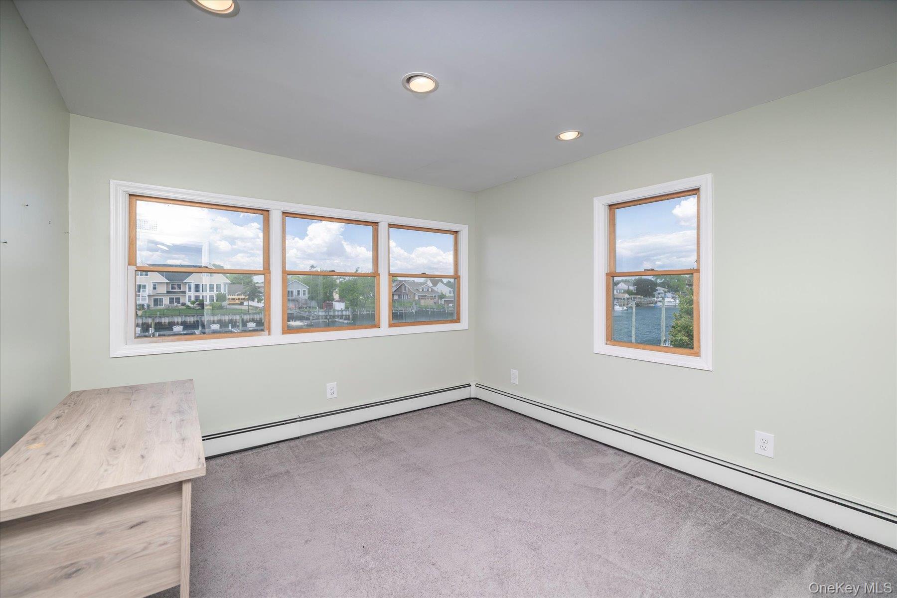 400 Roosevelt Avenue Property Photo 45