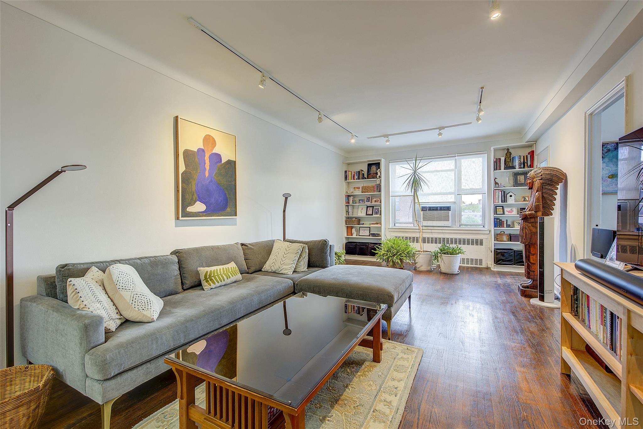 83-33 Austin Street 6c Property Photo 4