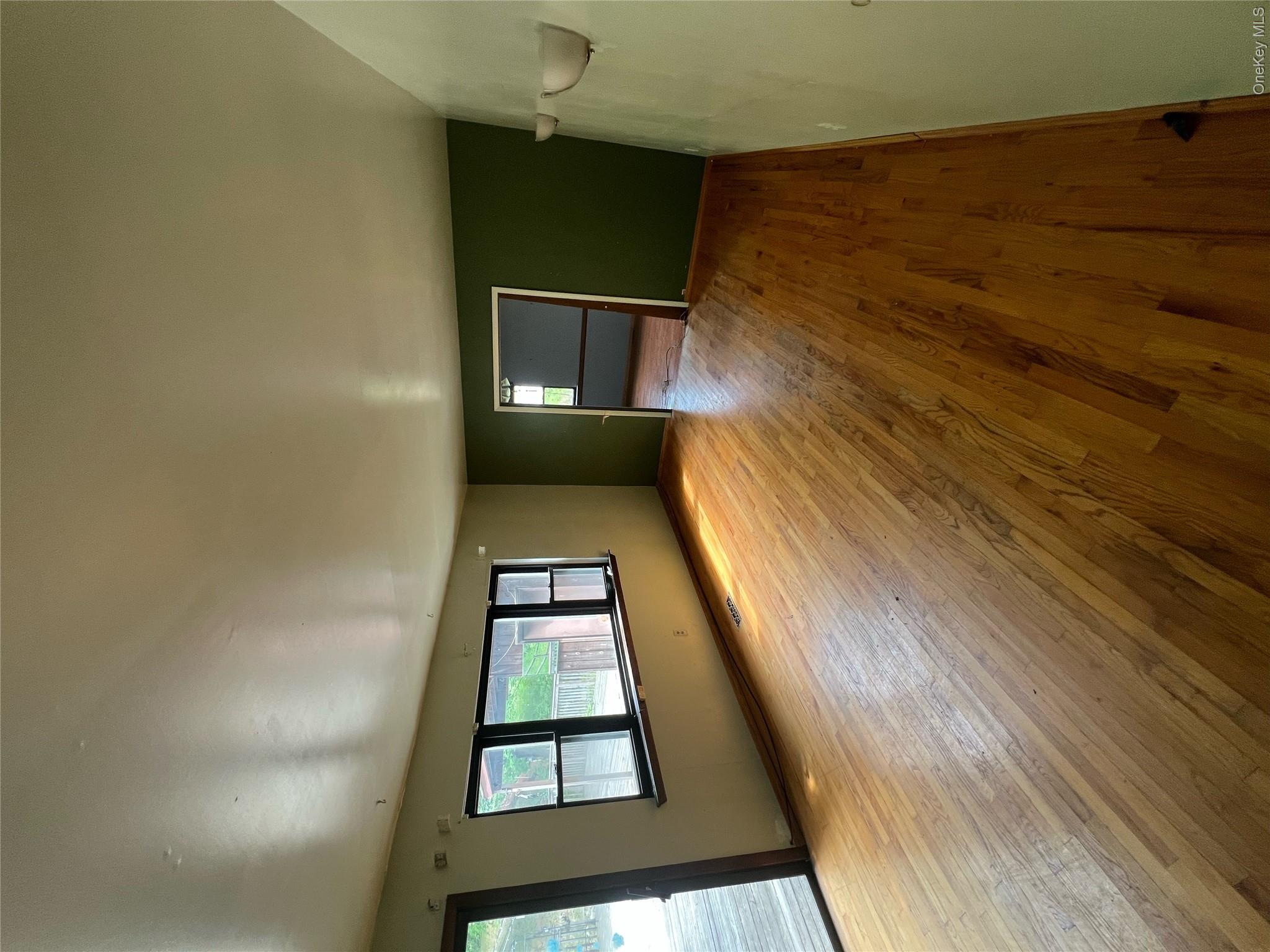2 S Aspen Road Property Photo 2