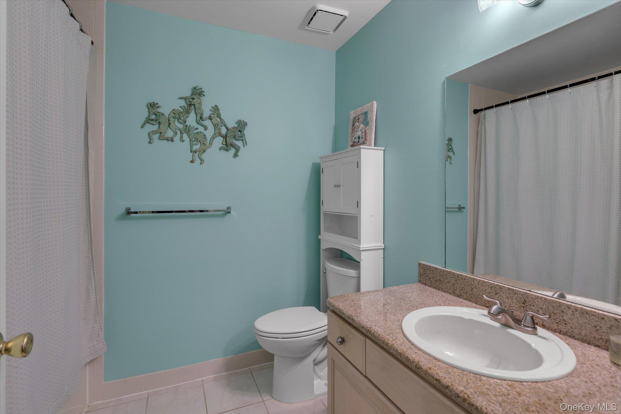 35 Lakebridge Drive Property Photo 15