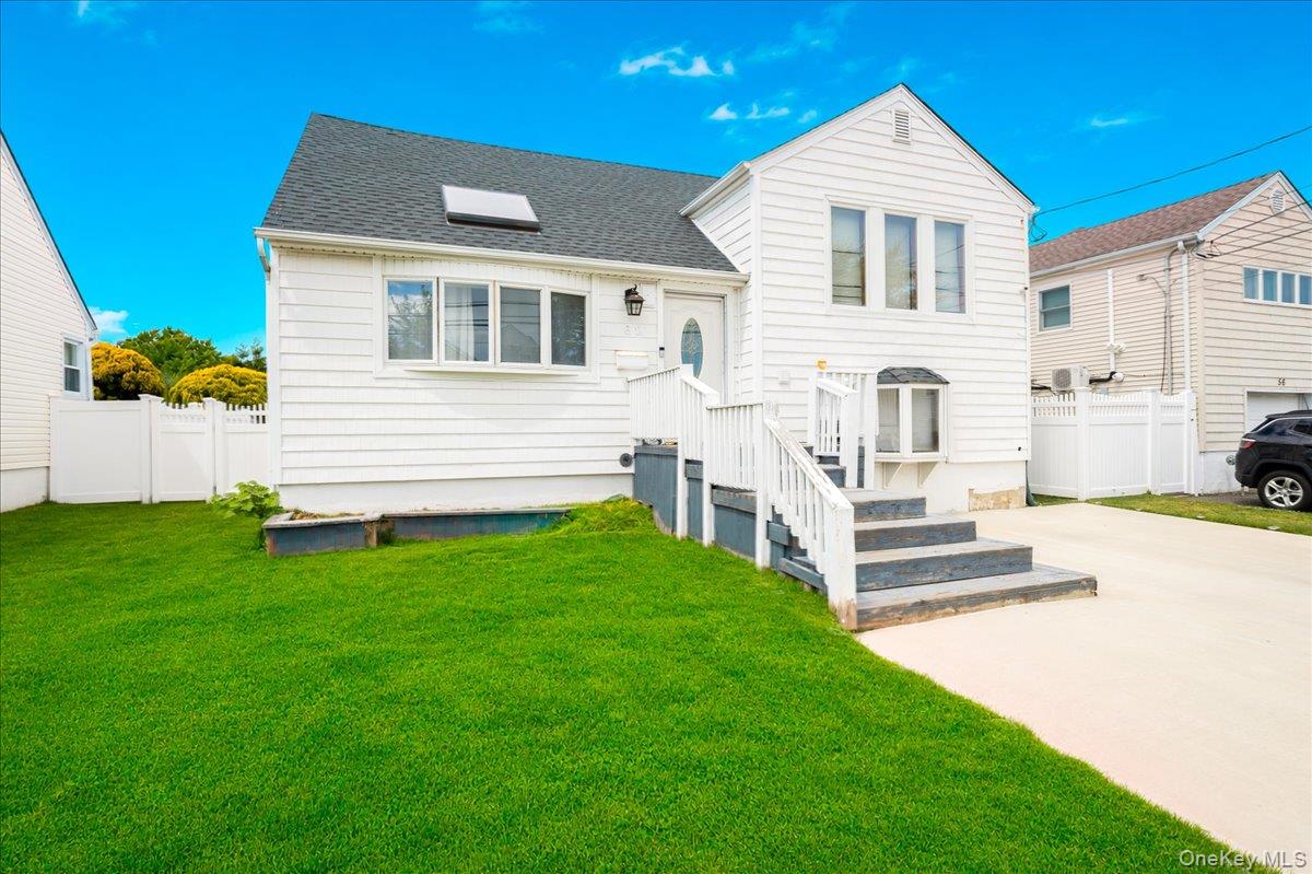 52 Martha Street Property Photo 2