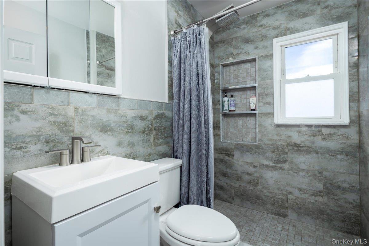 52 Martha Street Property Photo 11