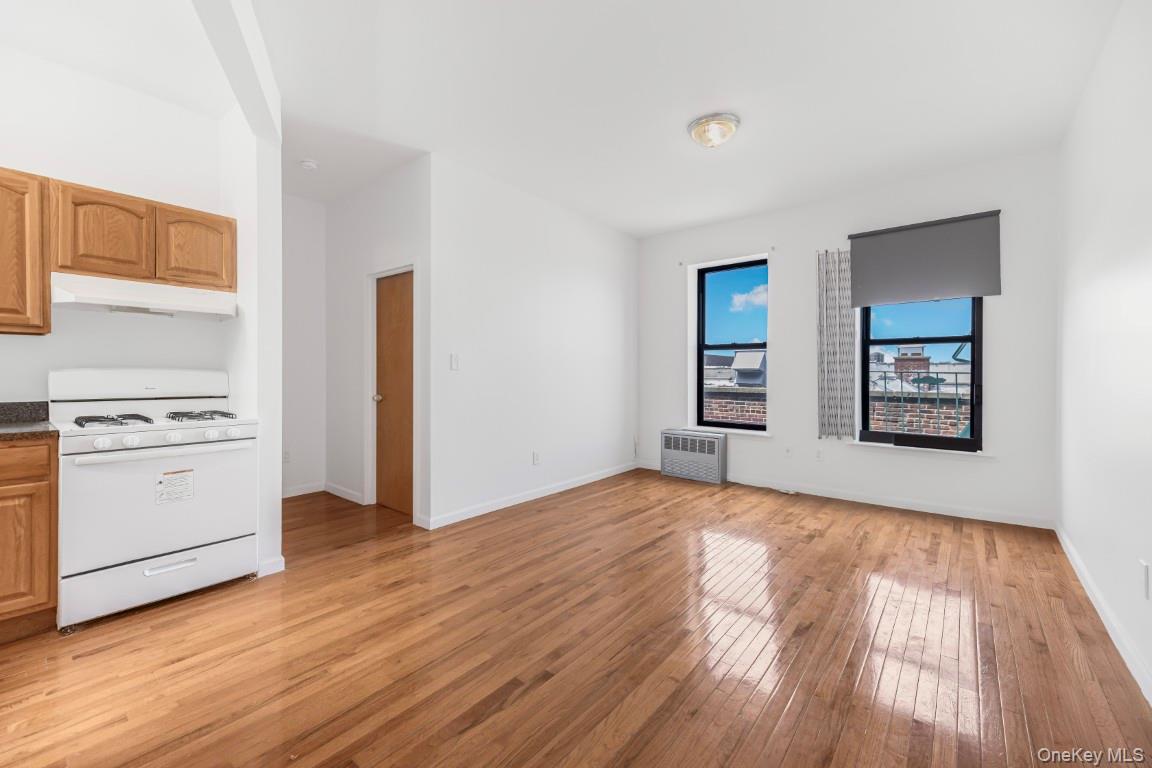 1608 Amsterdam Avenue 5a Property Photo 7