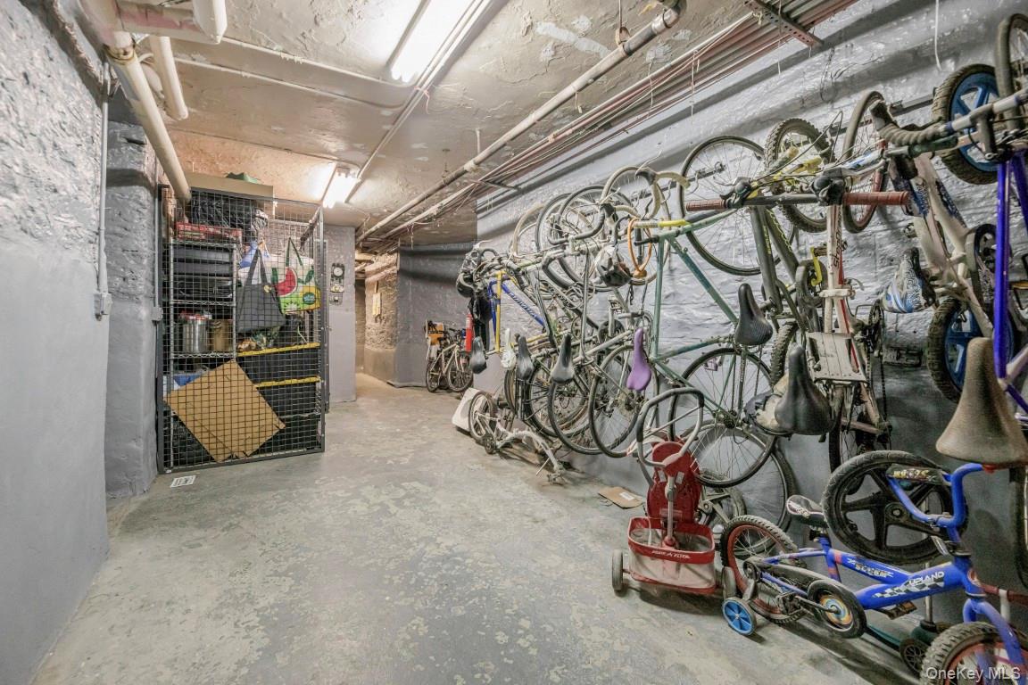 1608 Amsterdam Avenue 5a Property Photo 20