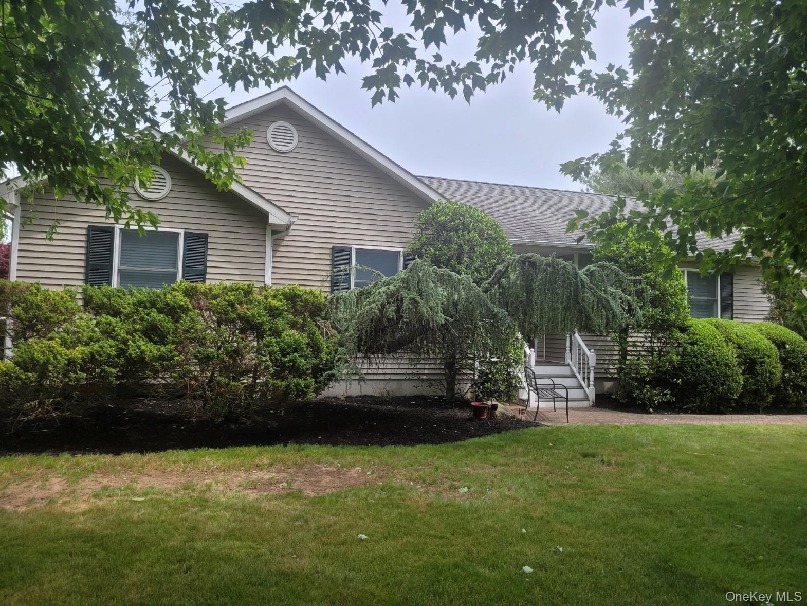 312 Riley Avenue Property Photo 1