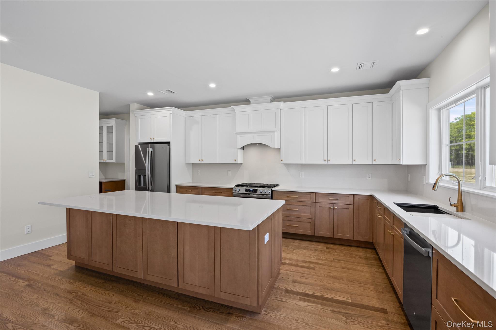 5 Jersey Avenue Property Photo 15