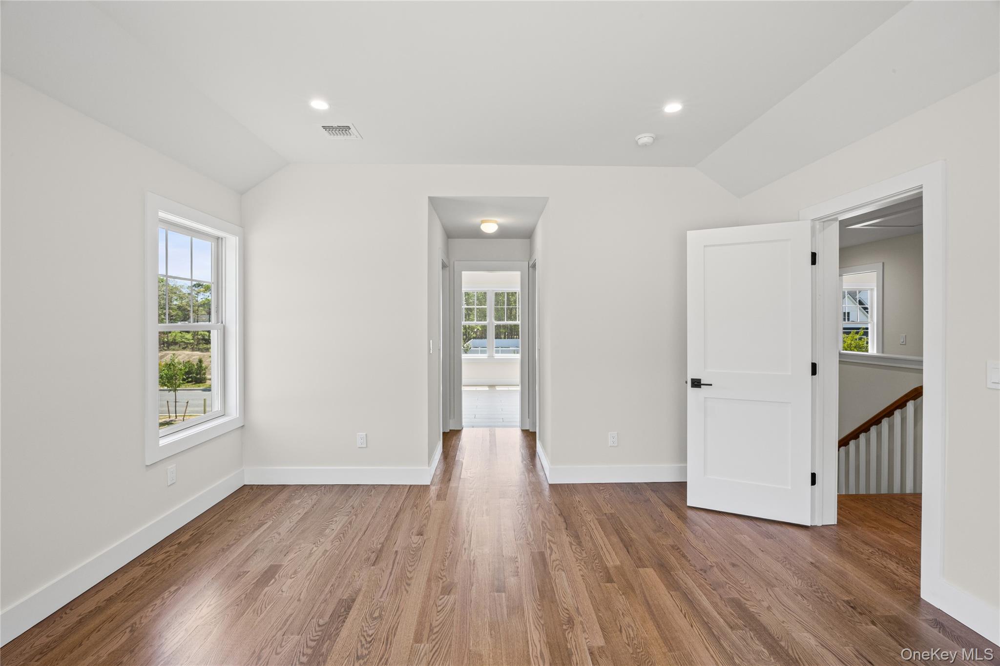 5 Jersey Avenue Property Photo 28
