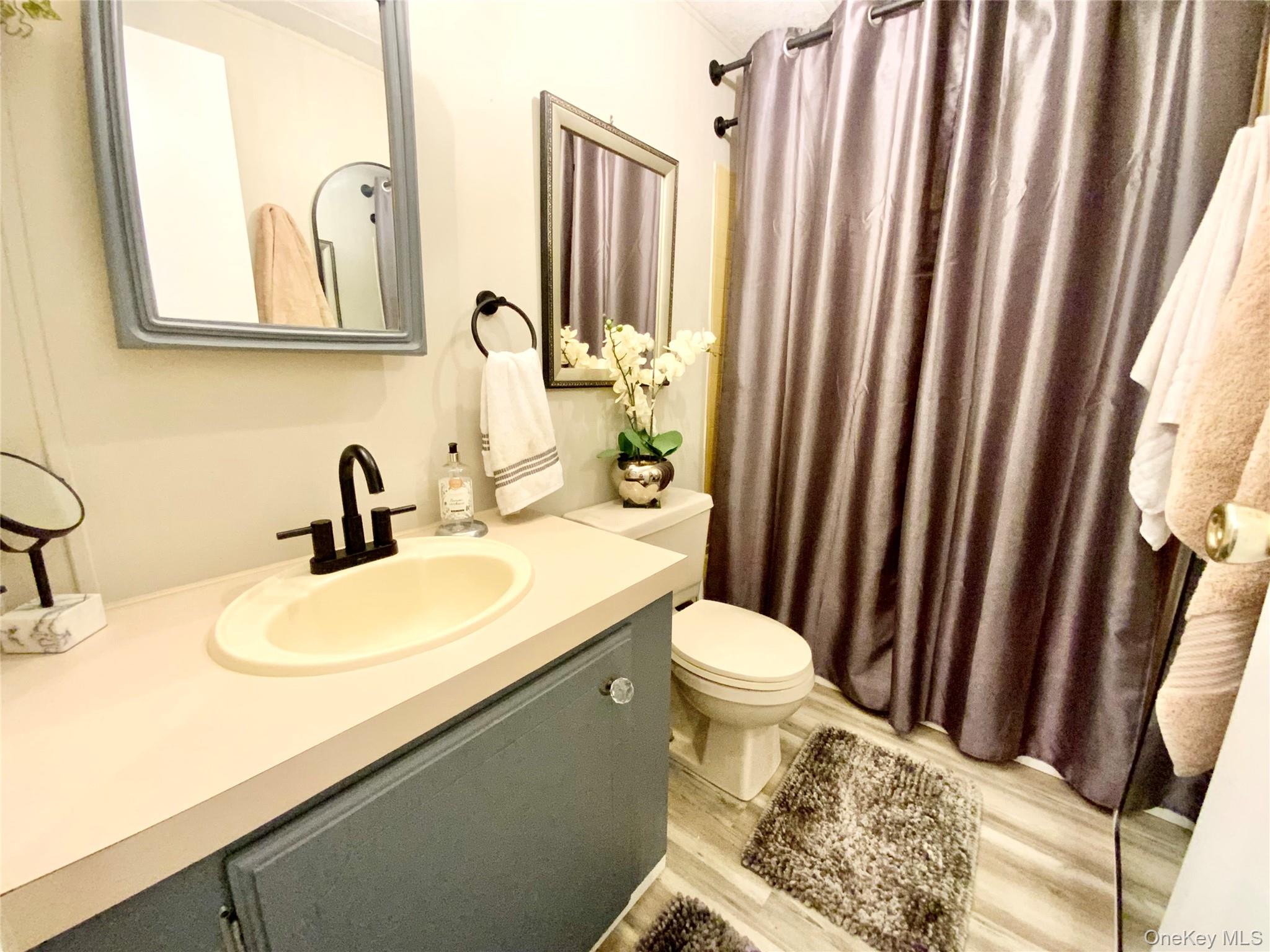 18 Cook Lane Property Photo 9