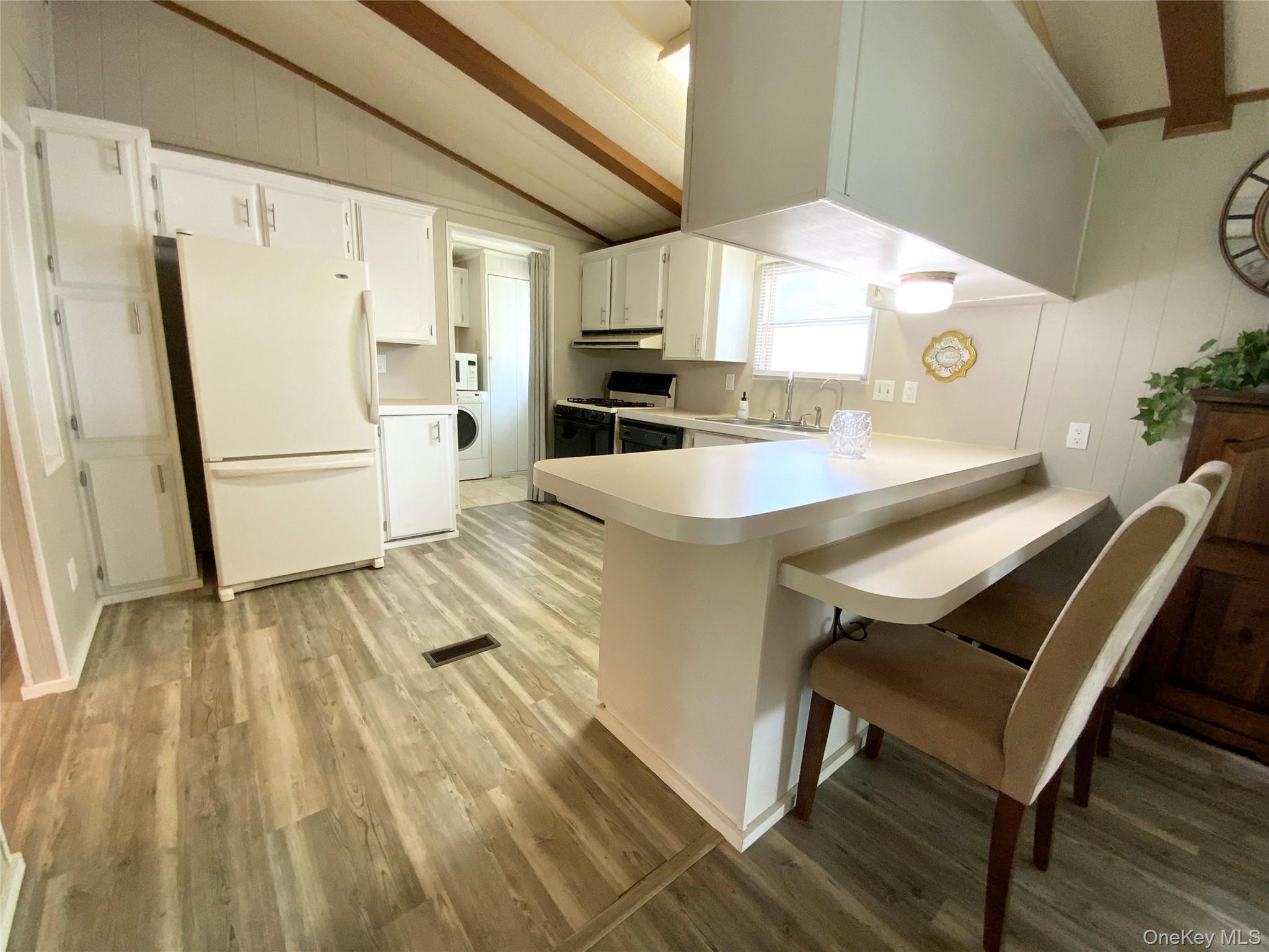 18 Cook Lane Property Photo 15