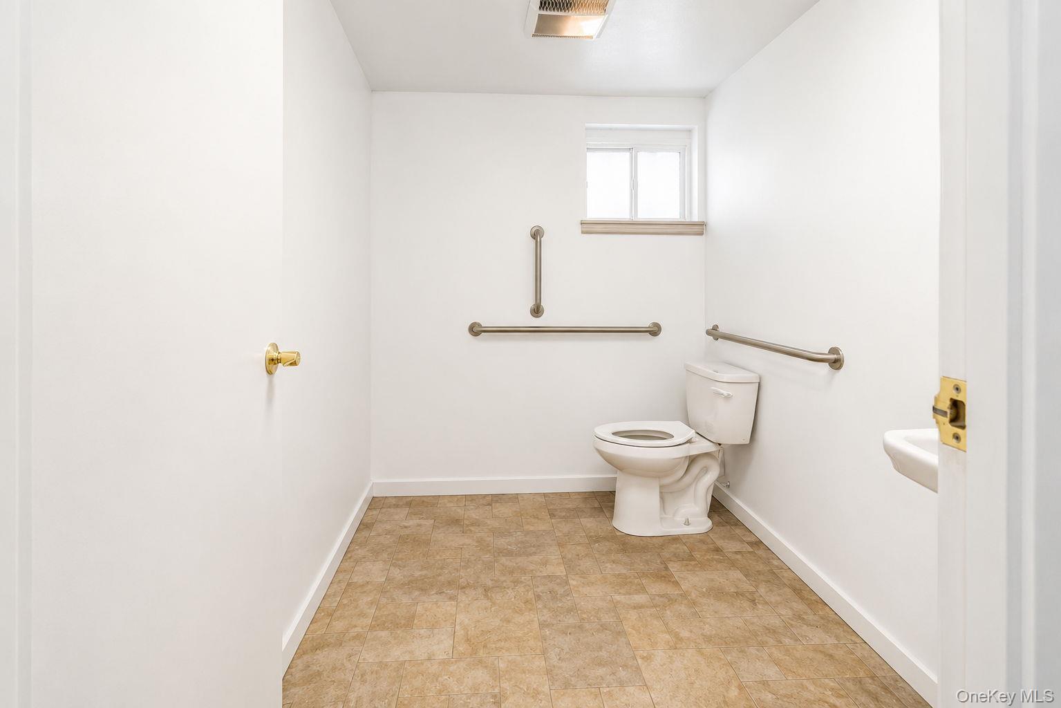 77 Fowler Street Property Photo 11