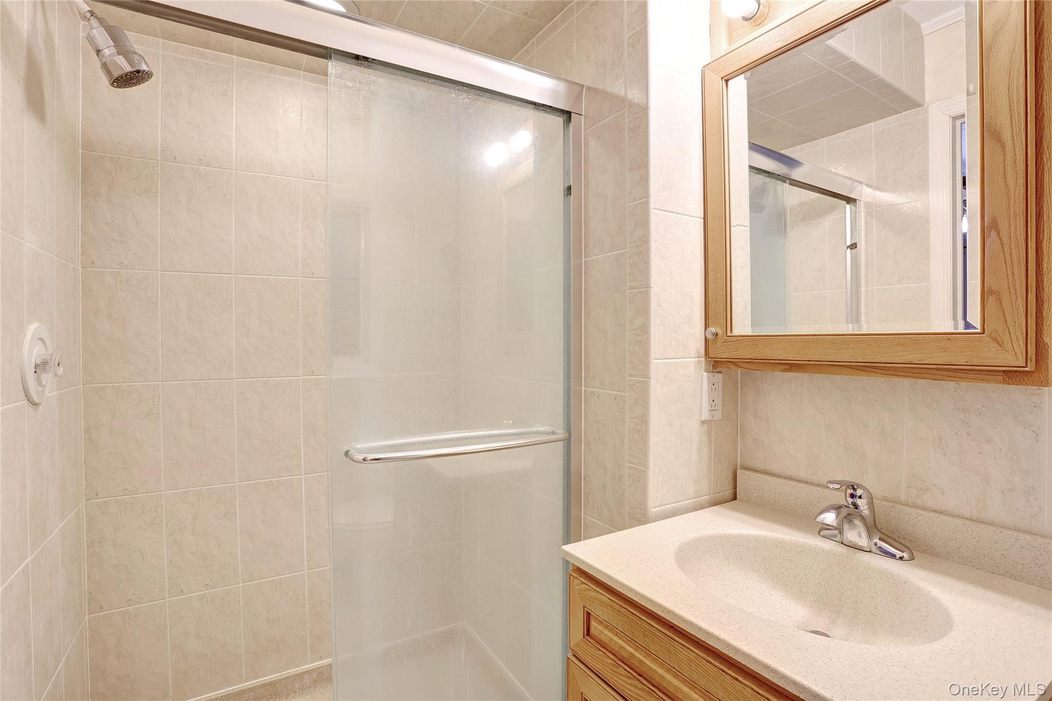 8 Swallow Avenue Property Photo 14