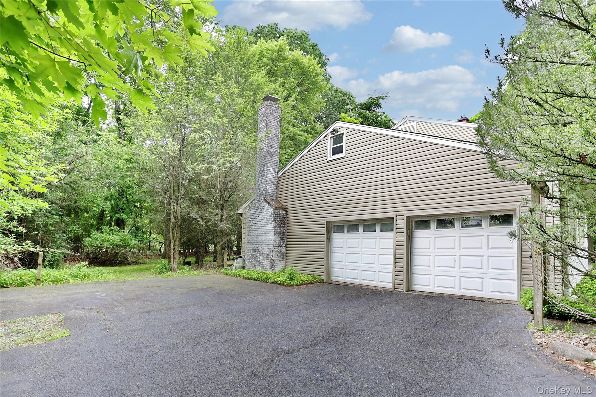 8 Swallow Avenue Property Photo 23