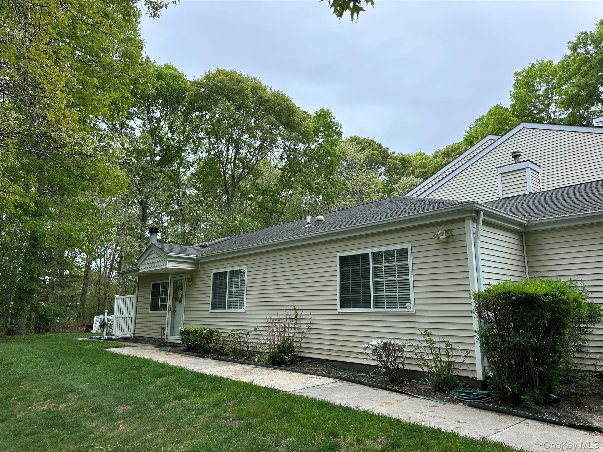 89 Rabbit Run Property Photo 2