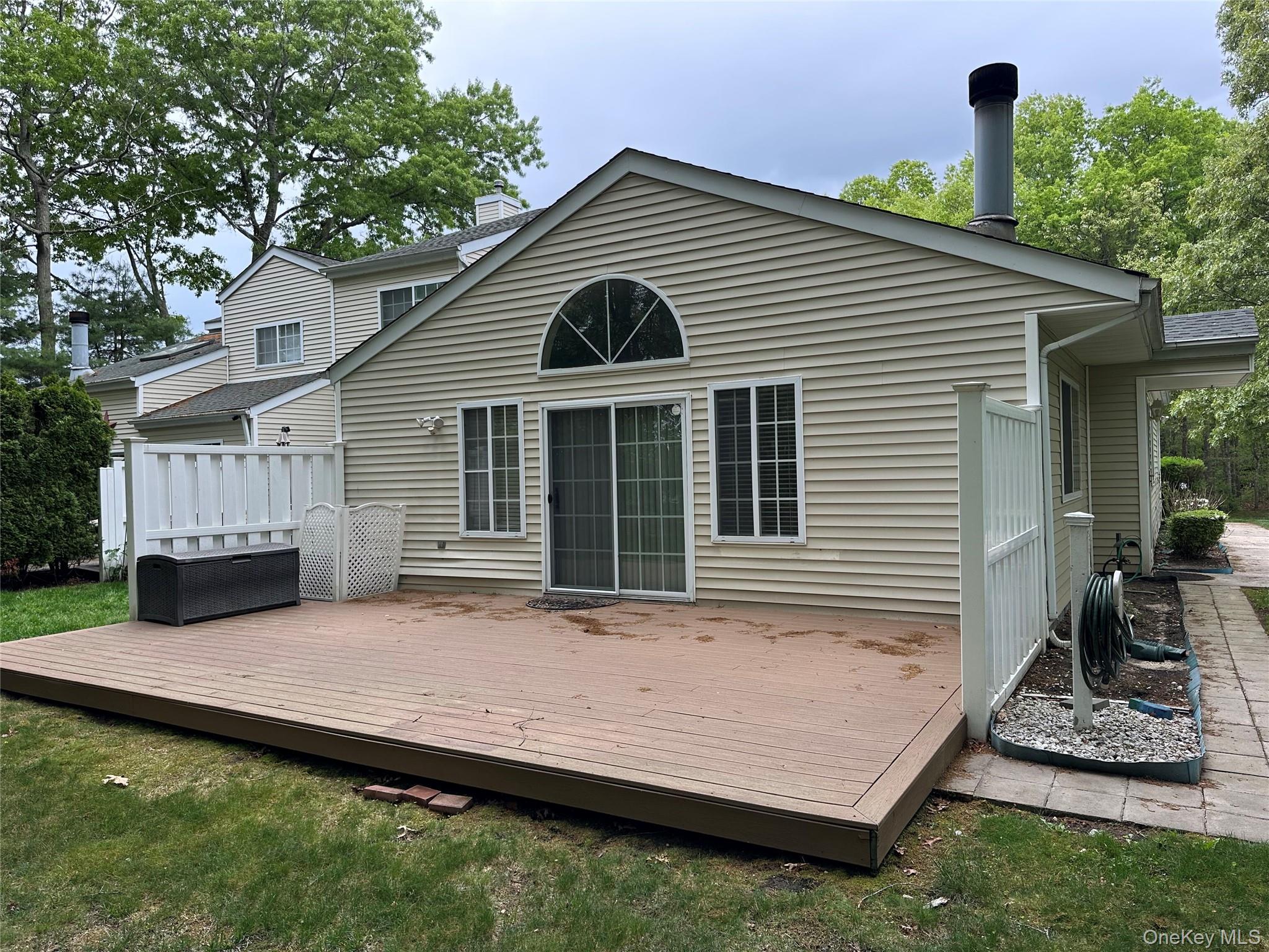 89 Rabbit Run Property Photo 3